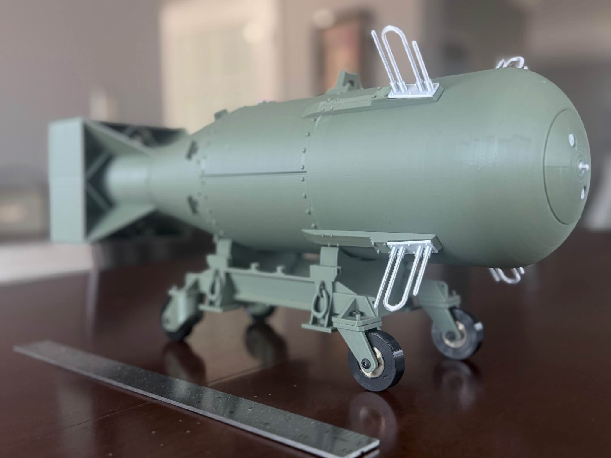 Little Boy Atomic Bomb Replica w/ Transport Cradle - Bassinets ...
