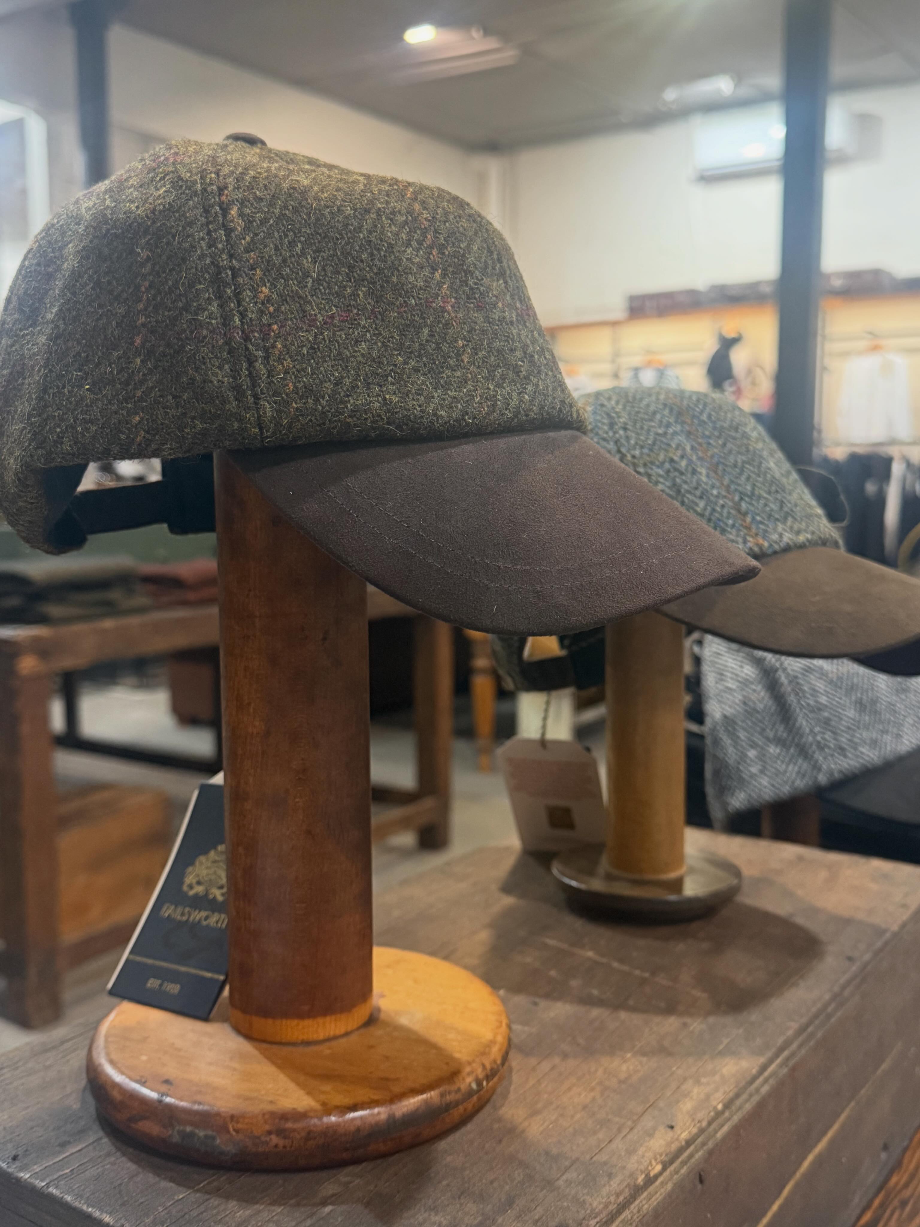 Failsworth Harris Tweed Baseball Caps🤎 6 piece panel crown with