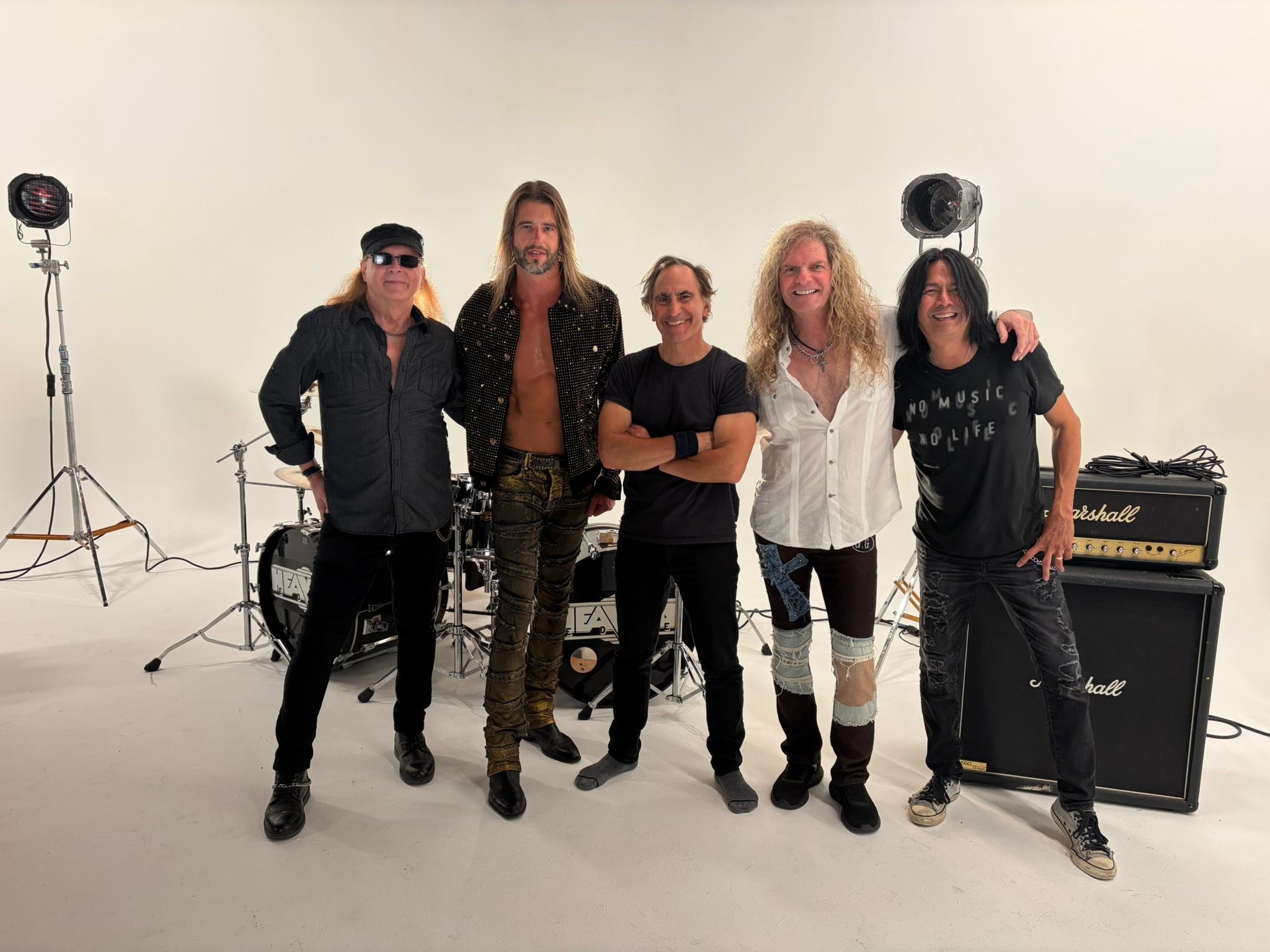 Heavens Edge (@heavensedgeband) • Facebook