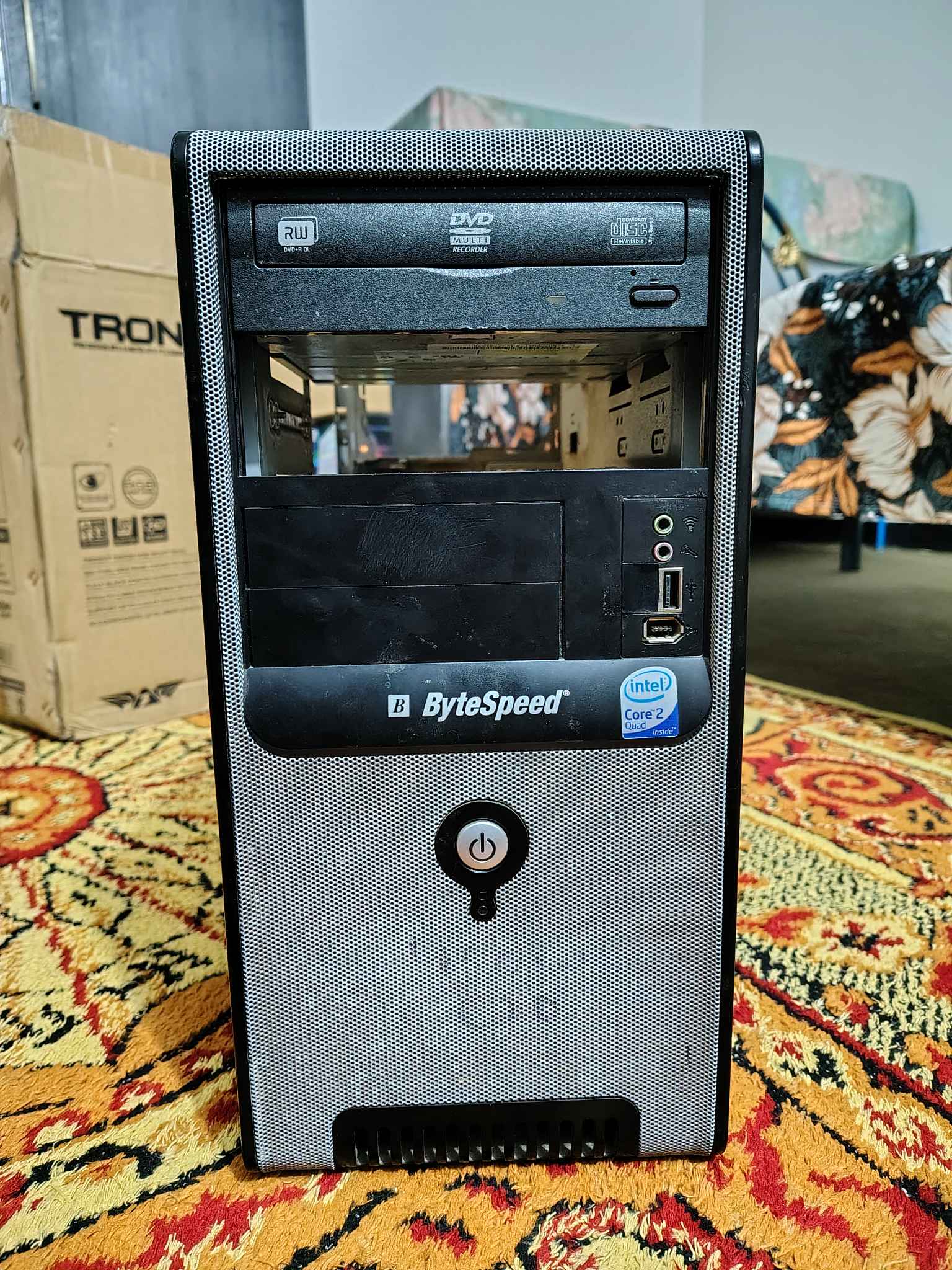 ByteSpeed M-ATX PC Case with DVD RW ROM and Audio Support - Computer ...