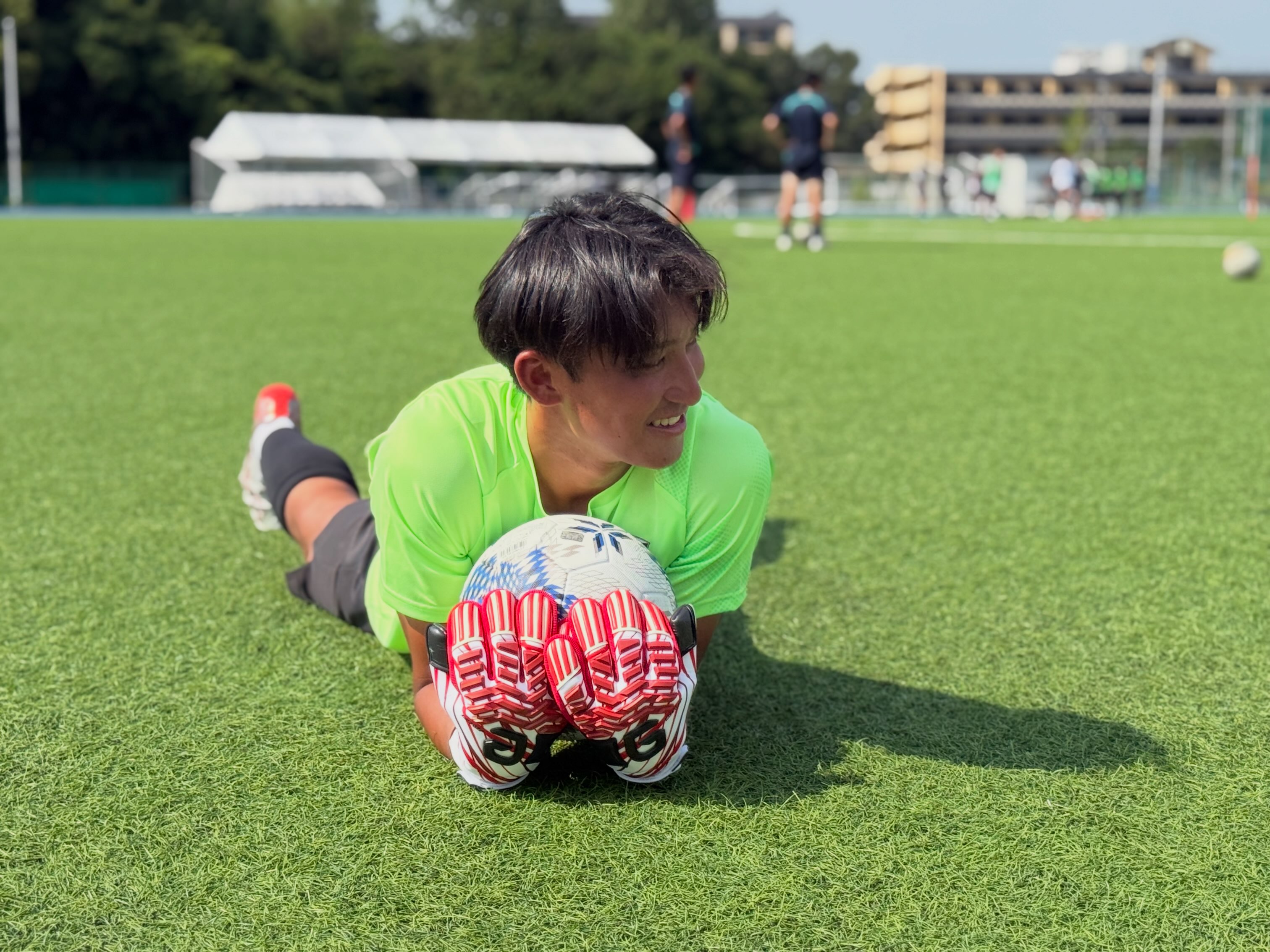 🟥 ユニフォーム変更のお知らせ 🟦 …⚽️ 滝川第二高校サッカー部の