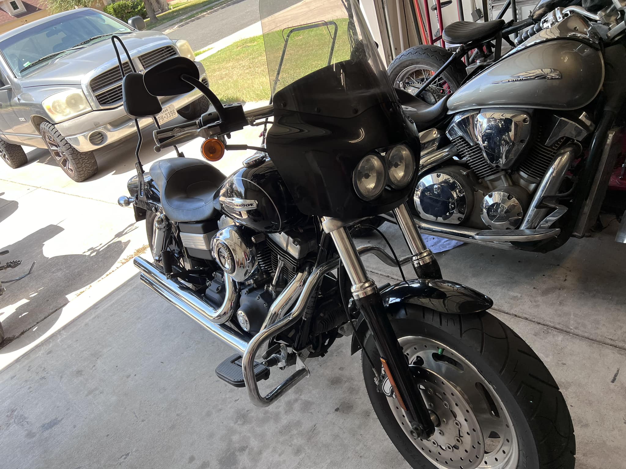 Where the female riders at?? Show us what yall ride