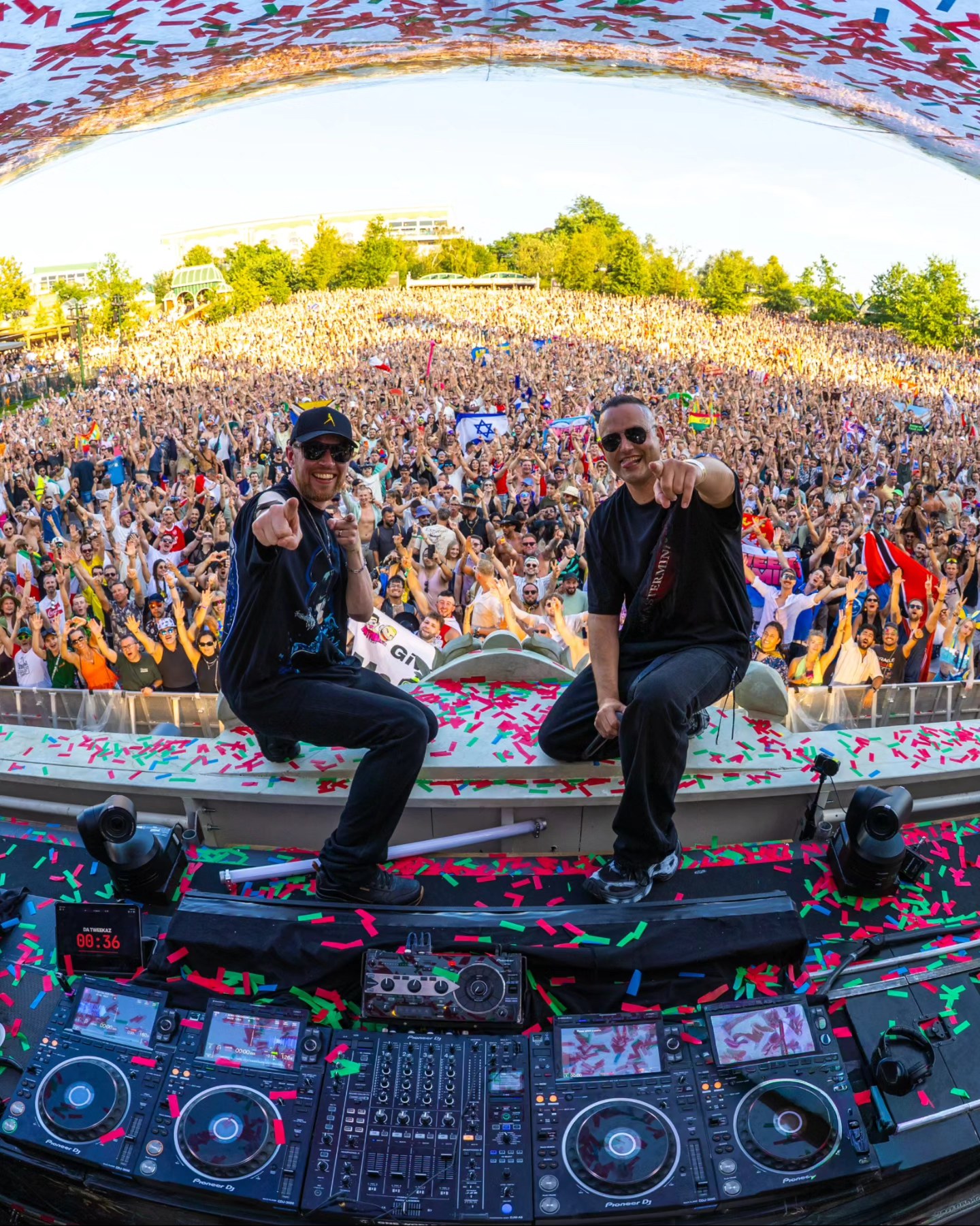 TOMORROWLAND 🥹🫶 that was truly something special. Unreal vibes