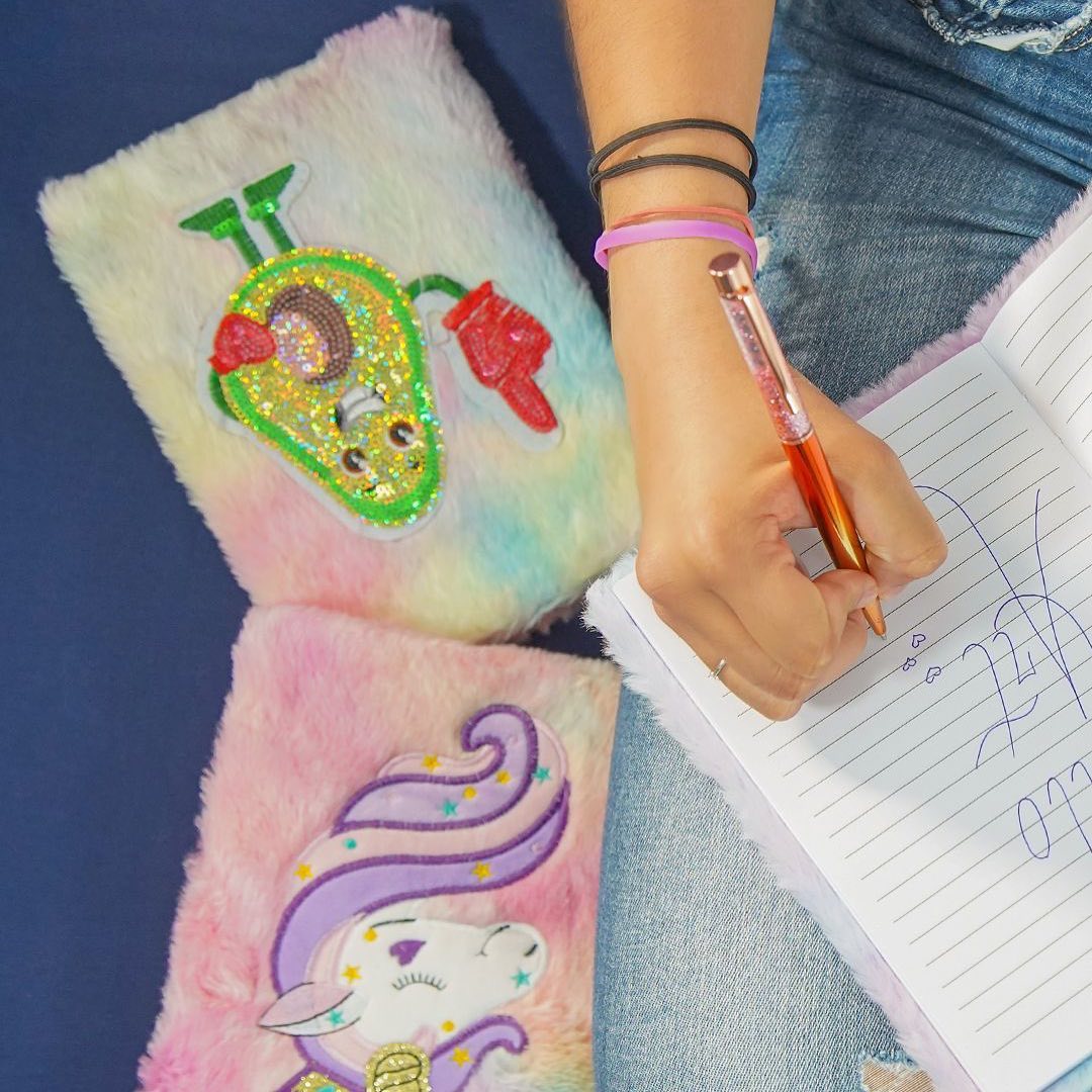 Helloartrd - Las libretas más coloridas las encuentras en... | Facebook