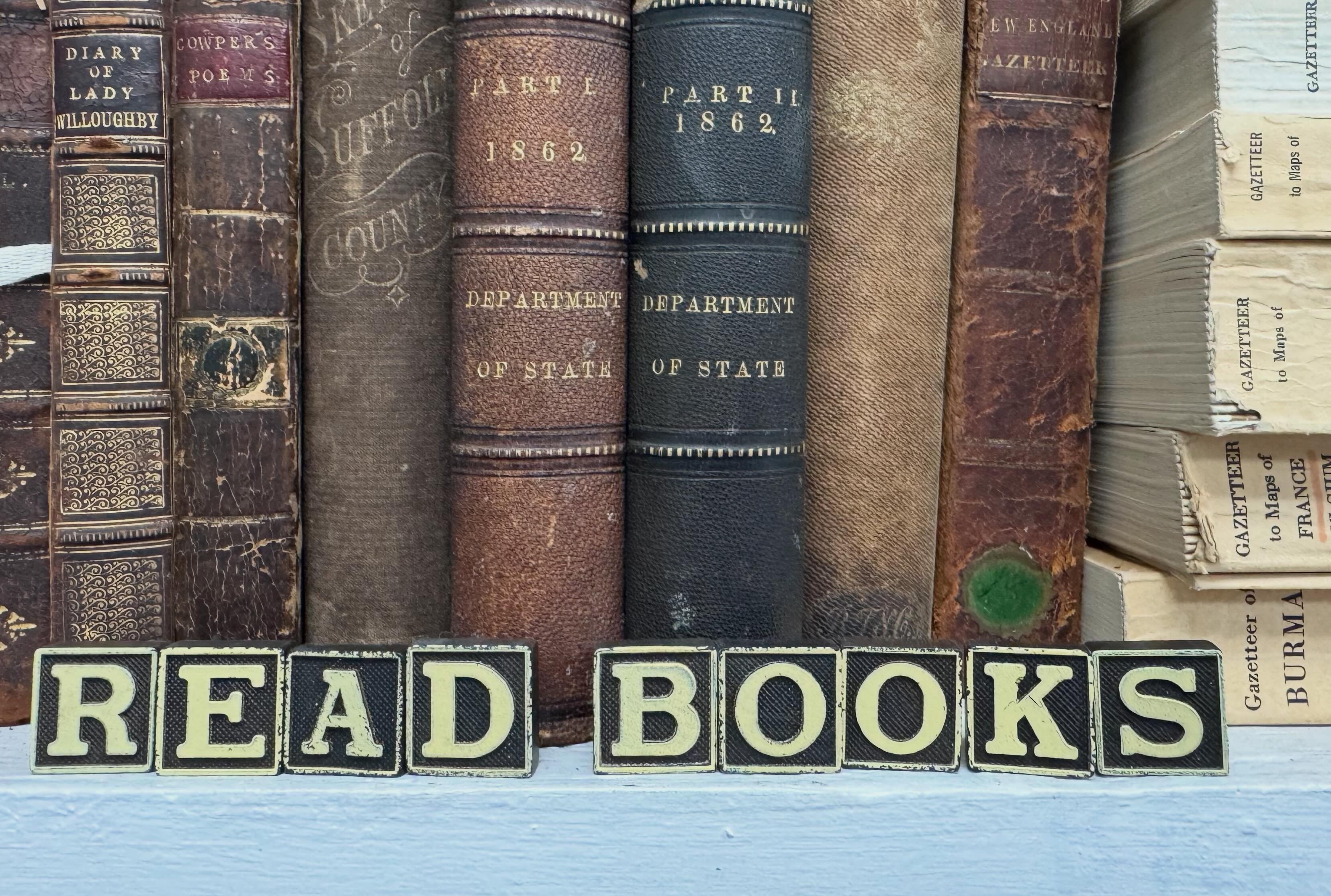 Otter Creek Used Books | Middlebury VT