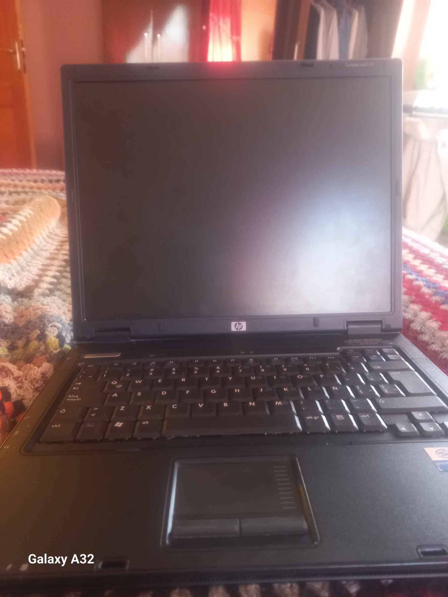Laptop HP COMPAQ clasica del 2005 win xp - Laptops - La Paz, Bolivia ...