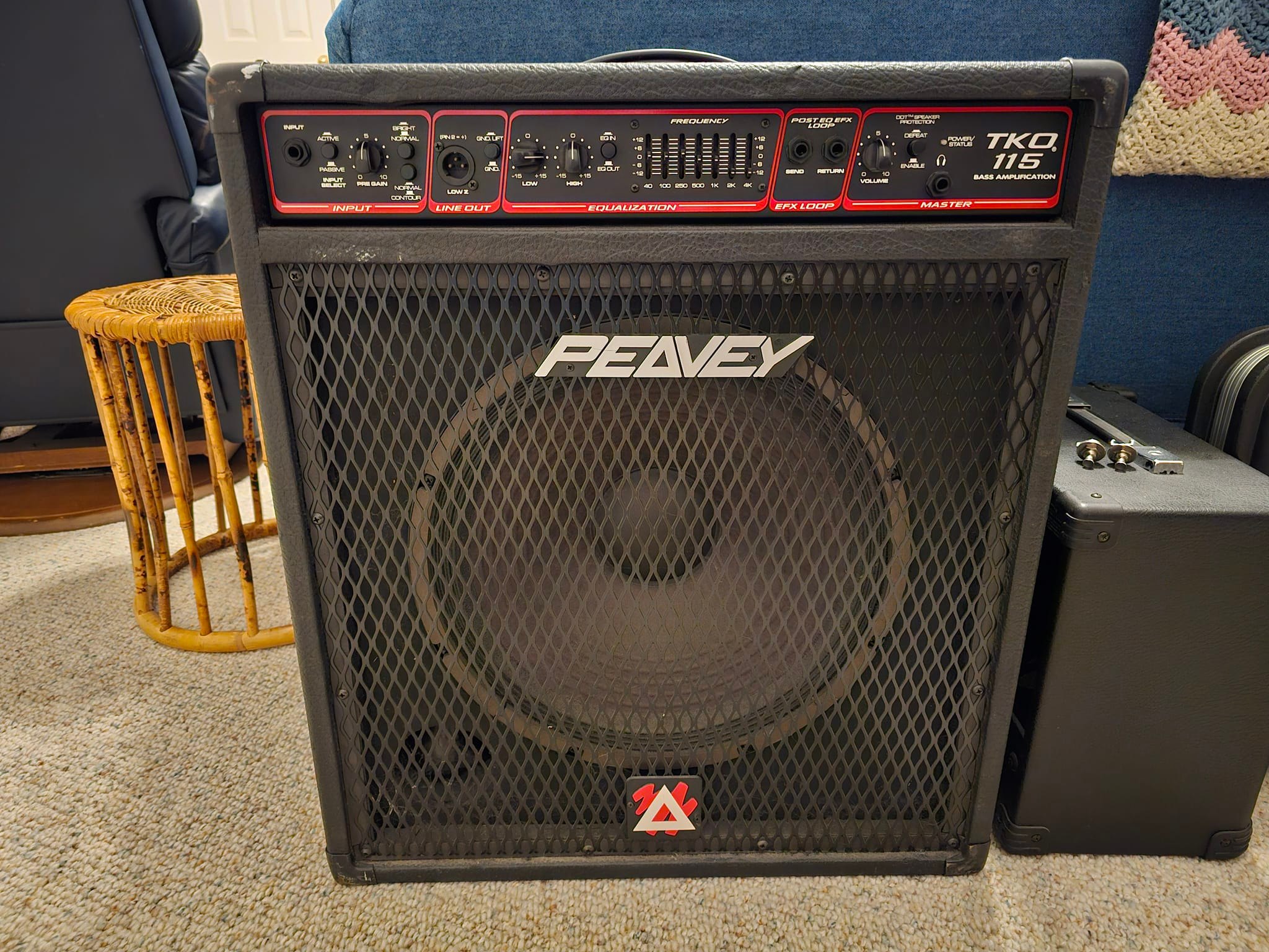 Peavey TKO 115 bass amp performance and reliability