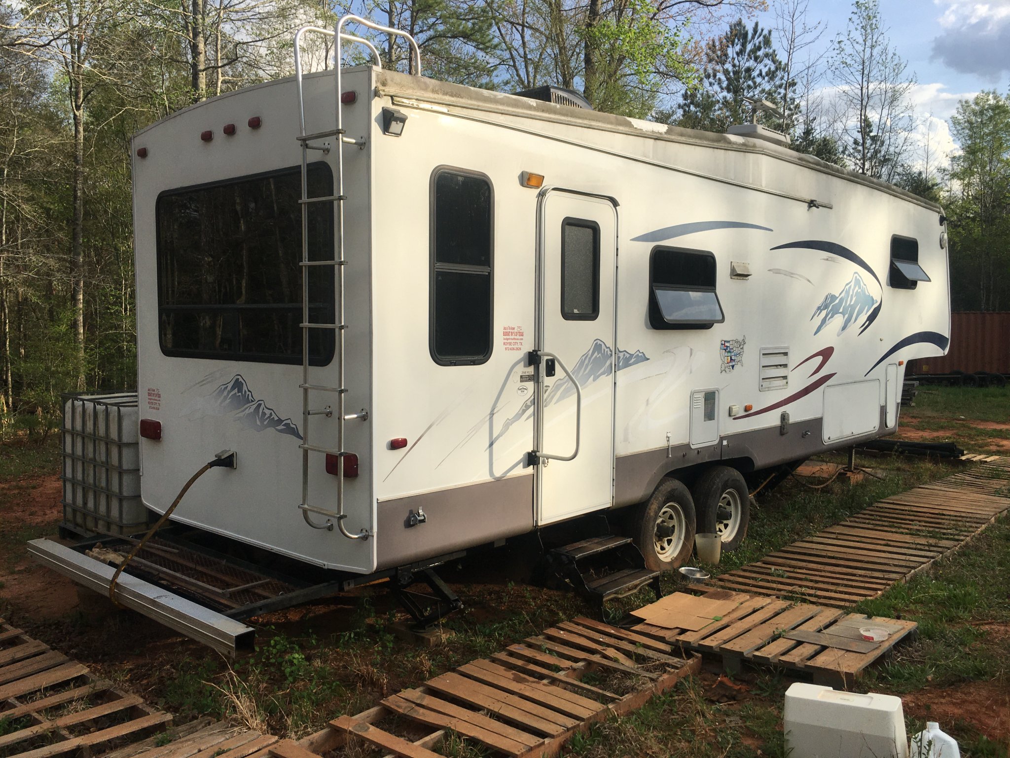 2005 Keystone Montana mountaineer gooseneck camper - RVs & Campers ...