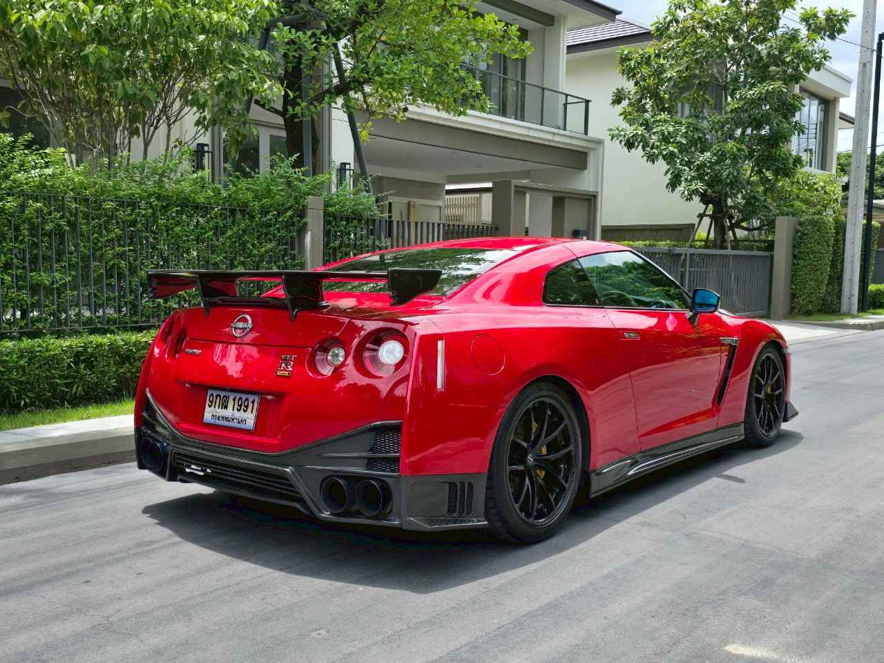 2017 Nissan GTR R35 JAPAN SPEC NISMO LOOK