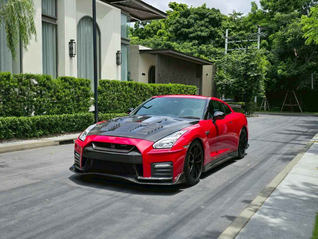 2017 Nissan GTR R35 JAPAN SPEC NISMO LOOK