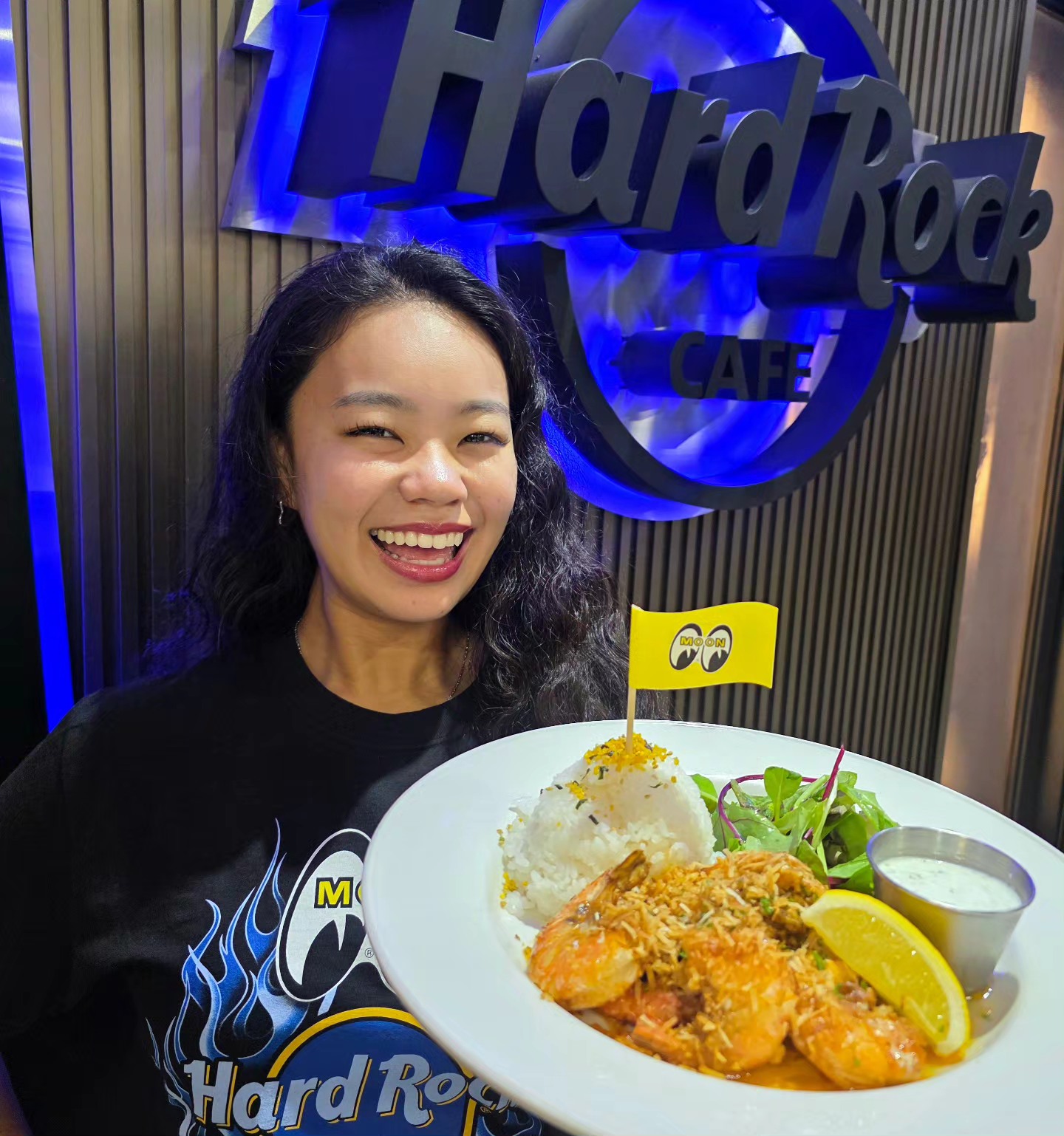 Hard Rock Cafe Yokohama added a - Hard Rock Cafe Yokohama