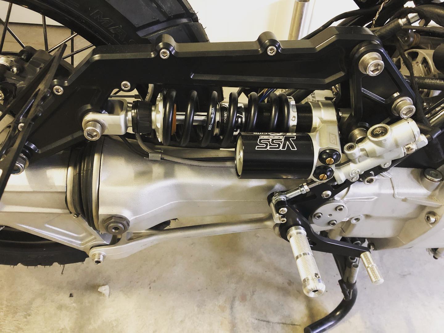 For the chosen few YSS full performance suspension for BMW