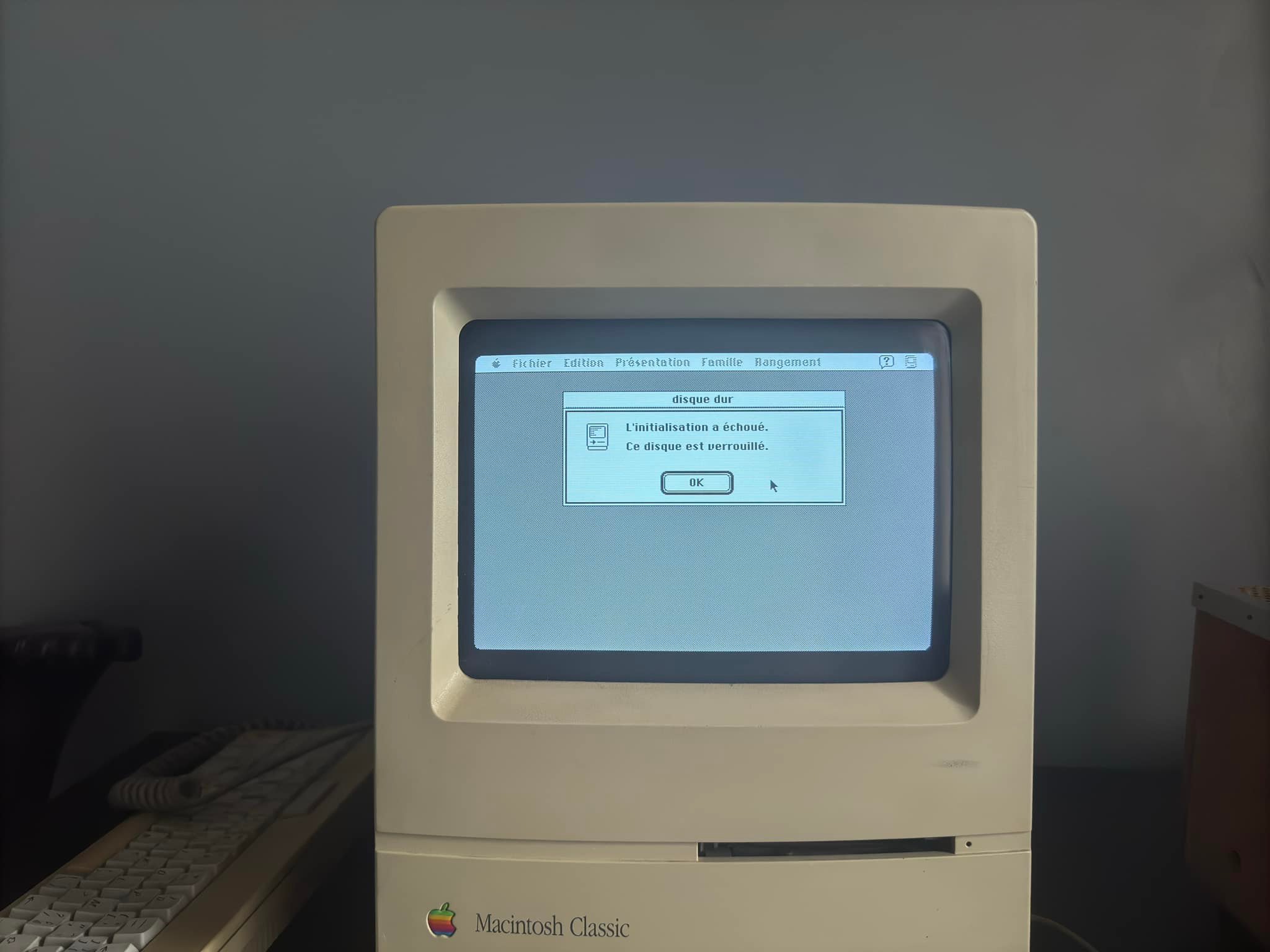 How to boot a Macintosh Classic that won't turn on?