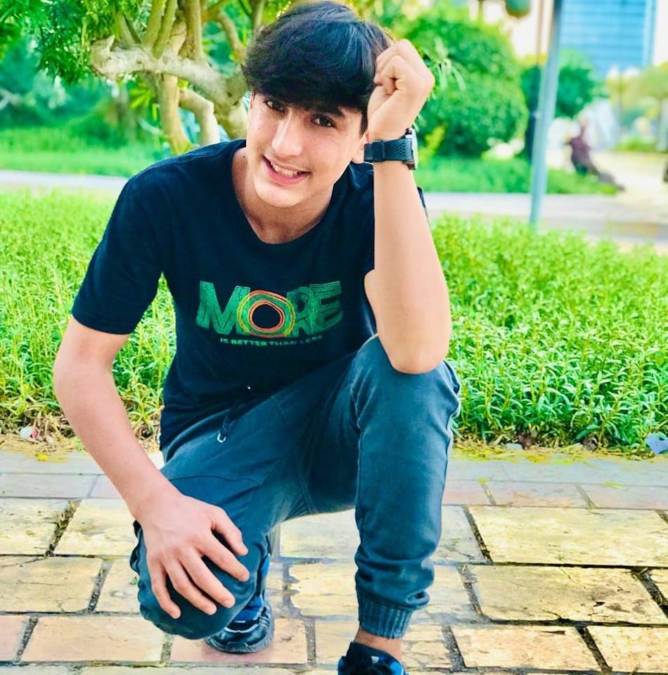Mahbob Nazari