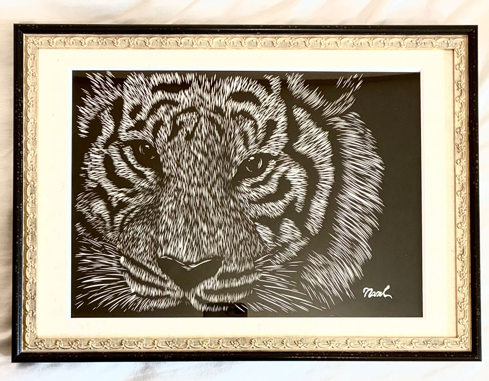 切り絵アート・坂下奈美 - 会社ので過去に大きいサイズの孔雀も作り
