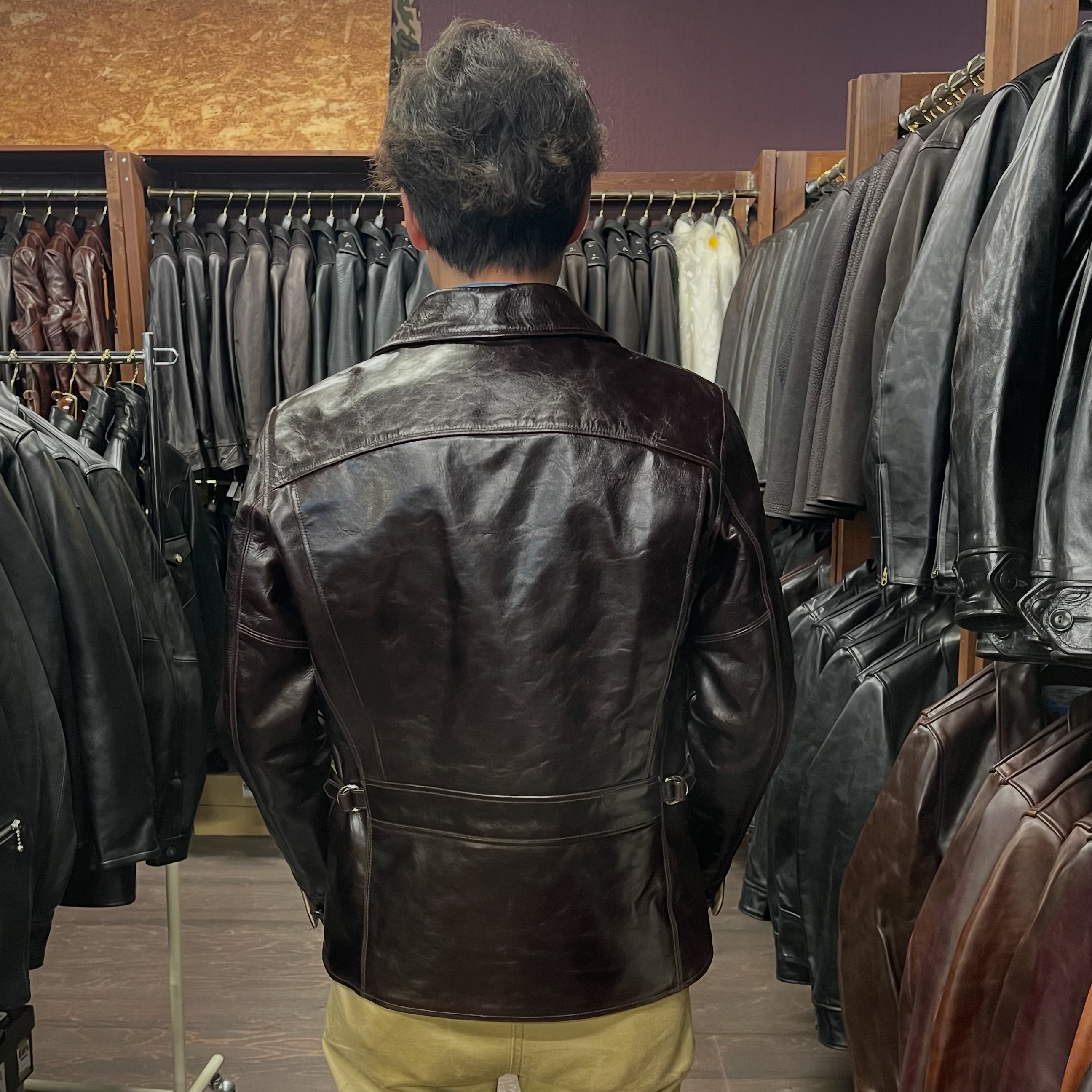 大江洋服店さん、新作のモールスキン、コサックジャケットを引っさげご
