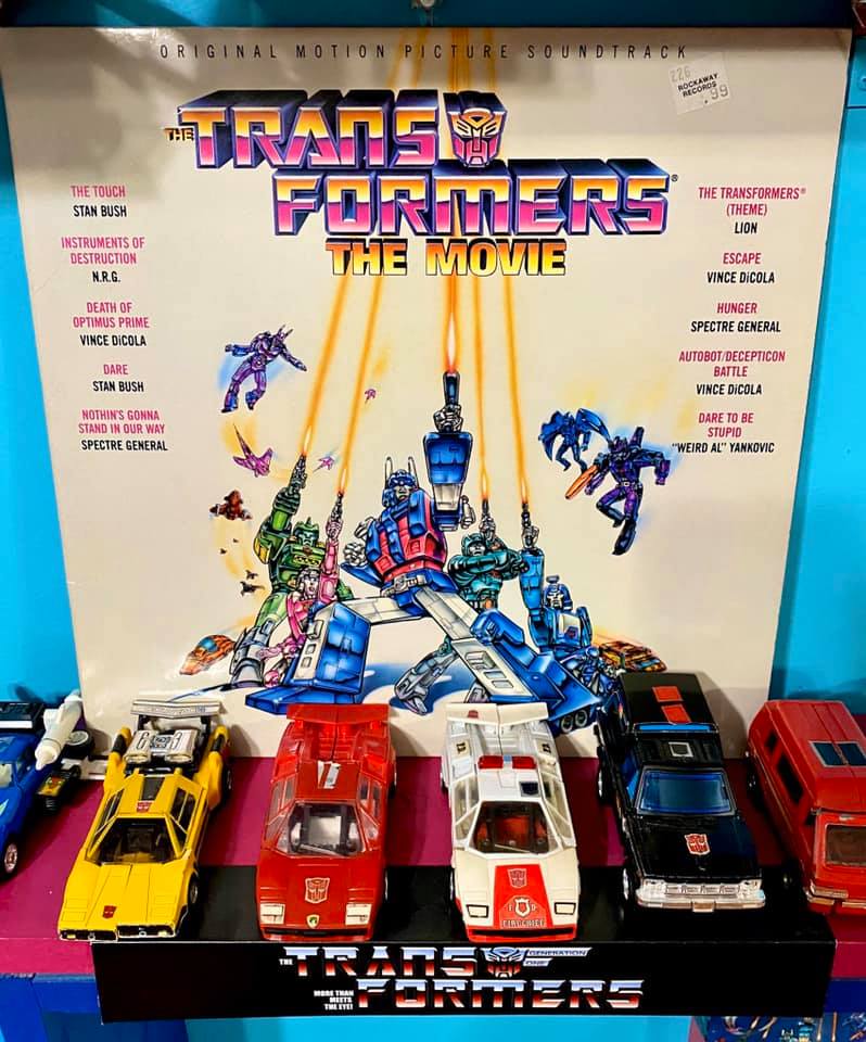 Close your eyes and have the sounds of the original Transformers