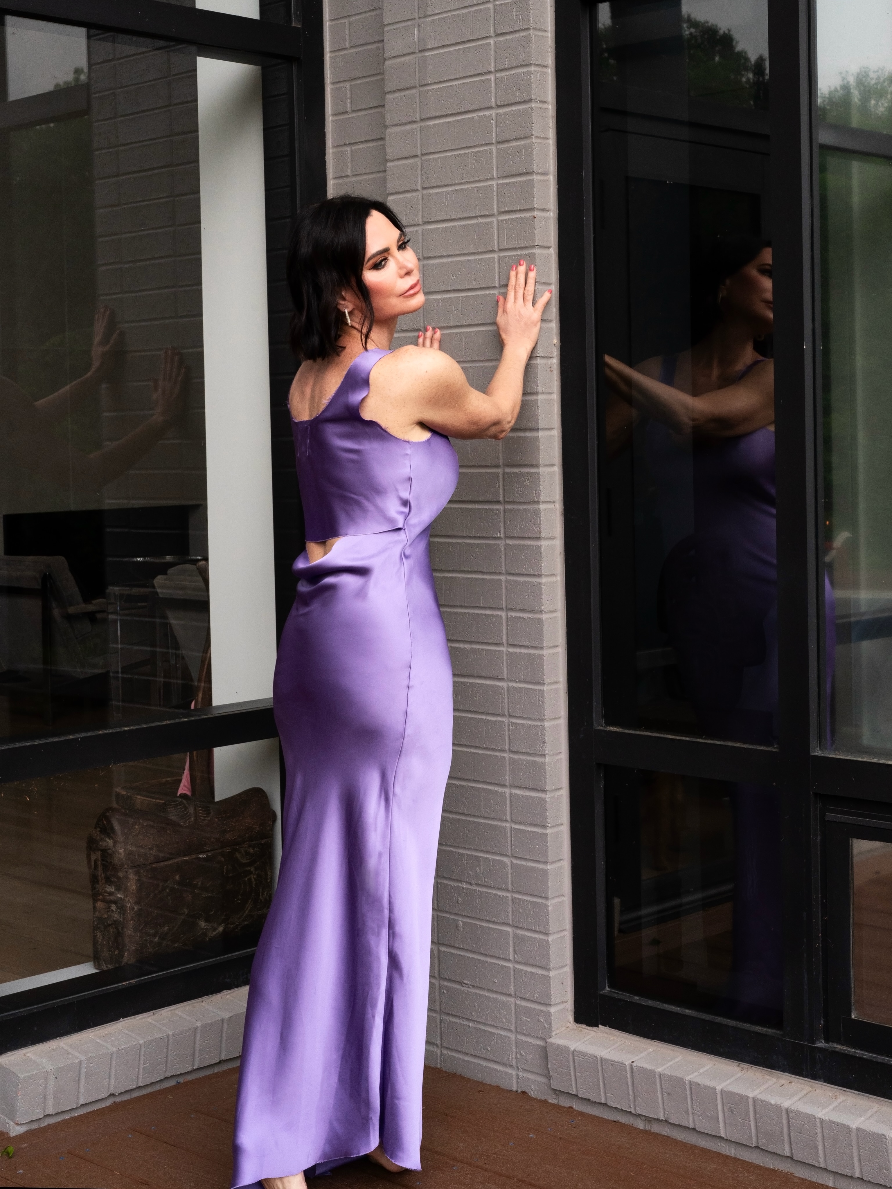 what color dress should i wear during the holidays are coming and I'm already thinking about all the reasons to up. ✨ This Jeffrey Henning gown is absolutely stunning, especially love the and how timeless and elegant style: strapless