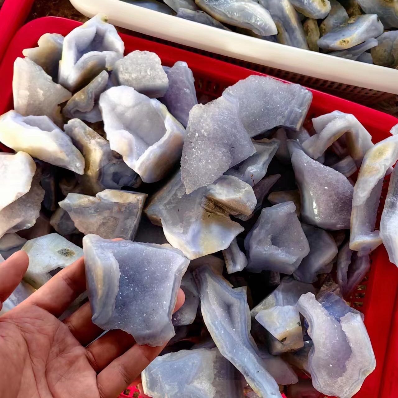 Blue grain chalcedony is a... - Runyang-crystal wholesale | Facebook