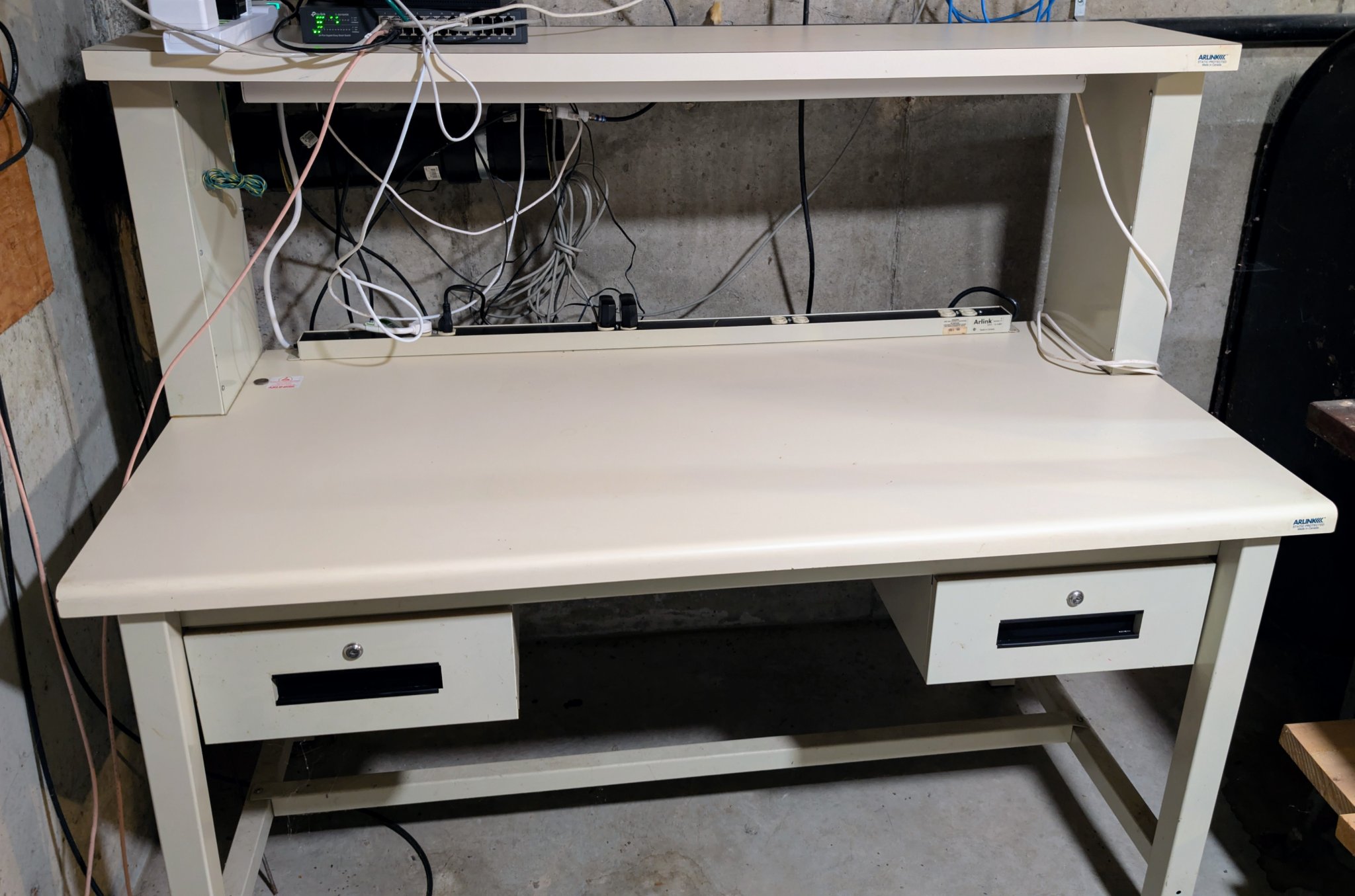 Arlink Series 77 Test Bench - Benches - Amesbury, Massachusetts ...