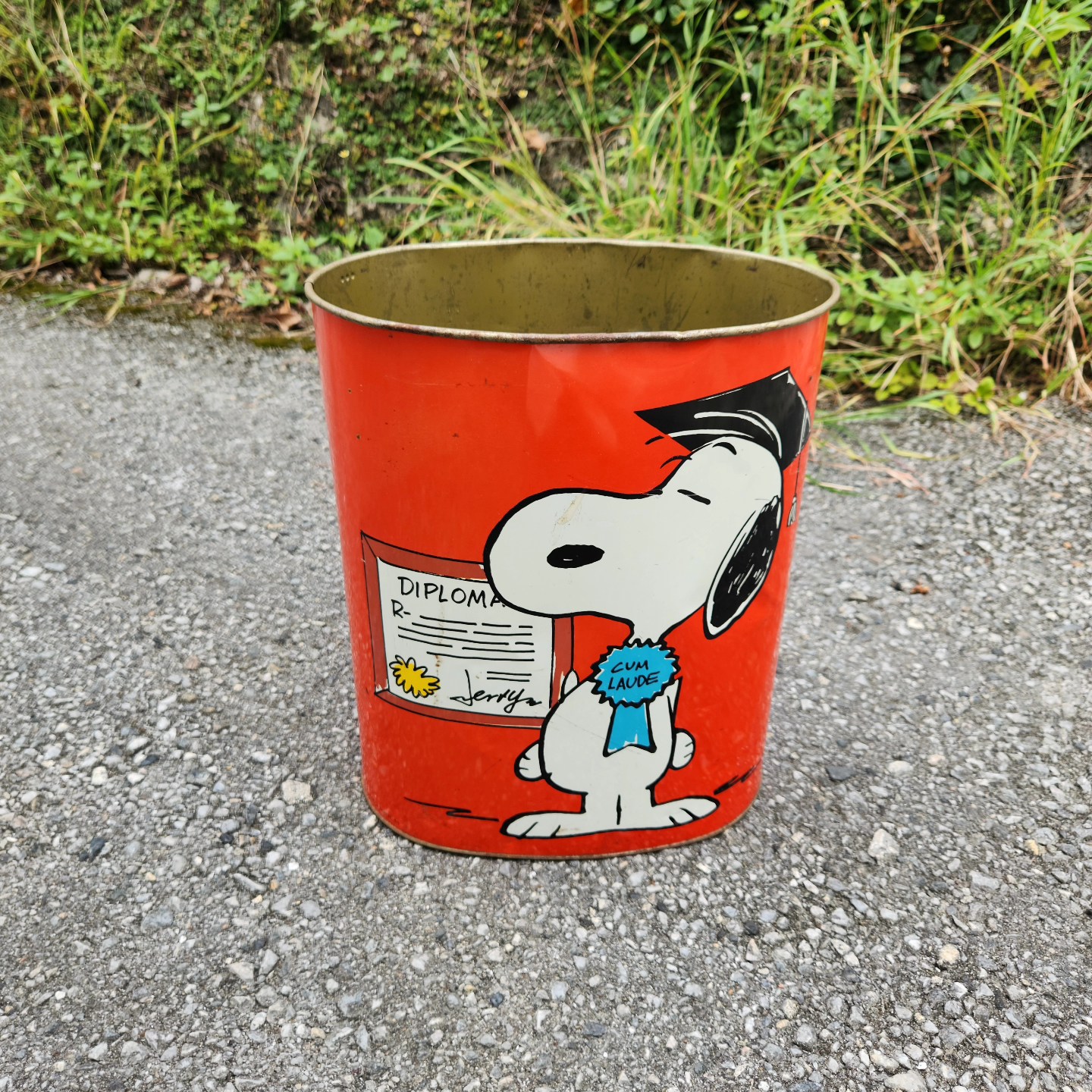 スヌーピードッグカラー１本800円コメください こんにちは👋😃シカゴアンティークスです 1969年 スヌーピーのTrashcan