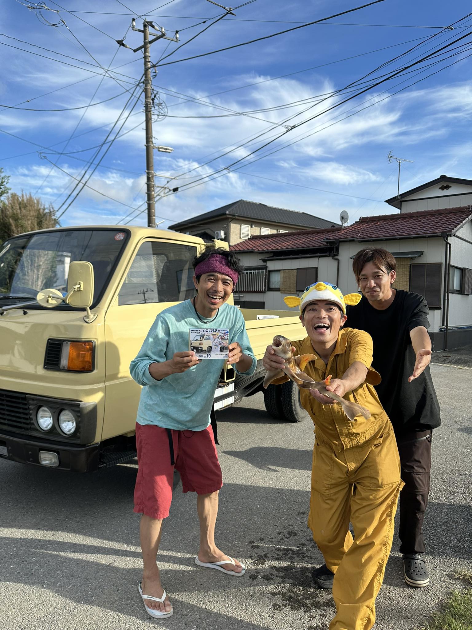 さかなクン サイン会⁉️ 絵も描くから、チョー時間かかるでギョ