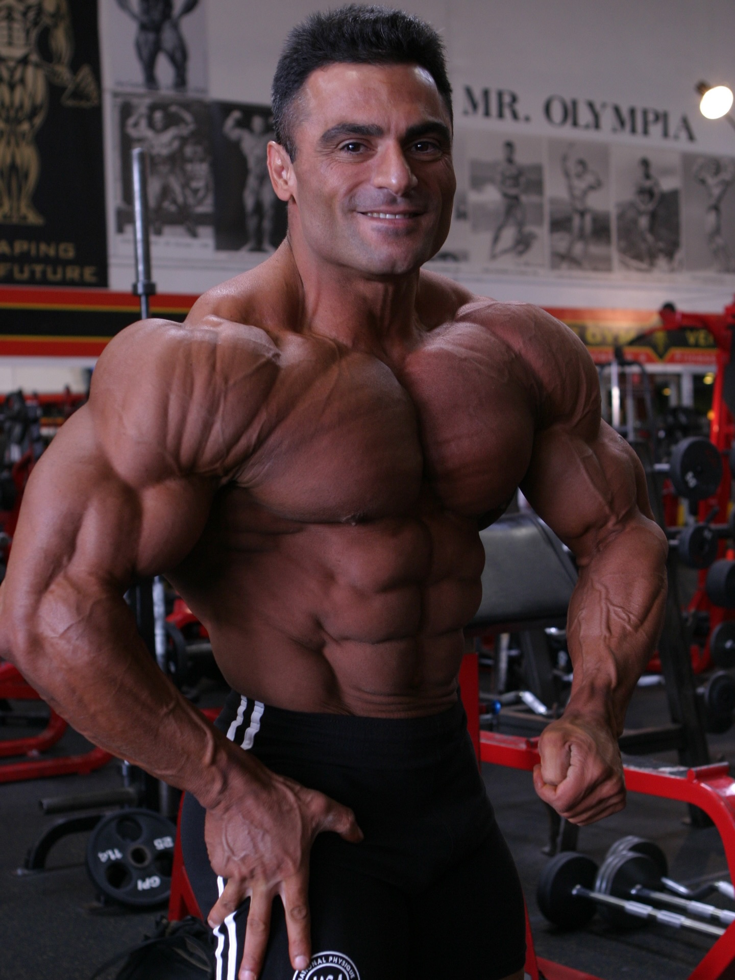 C3TV - @ahmad_haidar_abzilla at Gold’s Gym Venice through... | Facebook