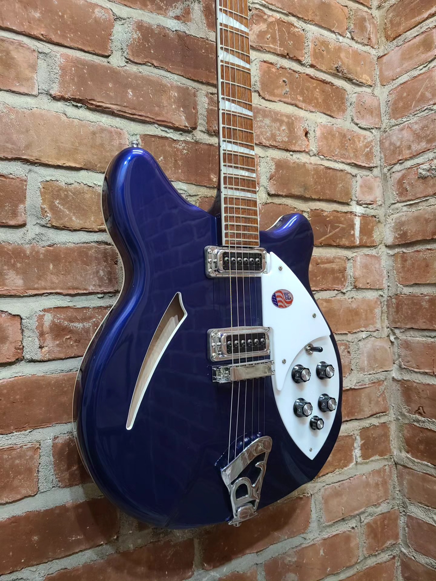 Ready to play some blues? We got the perfect blue guitar for you