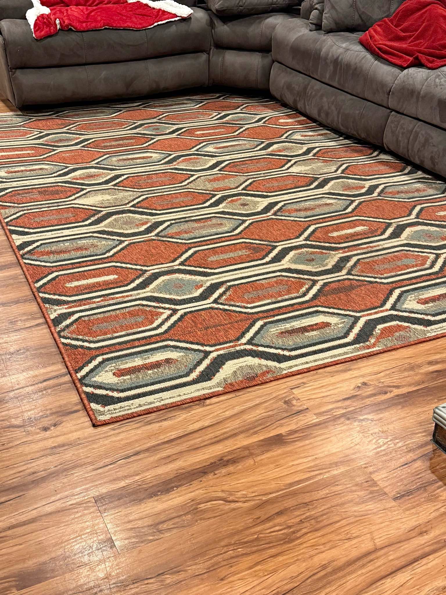 Rug - Area Rugs - Somerset, Wisconsin | Facebook Marketplace | Facebook