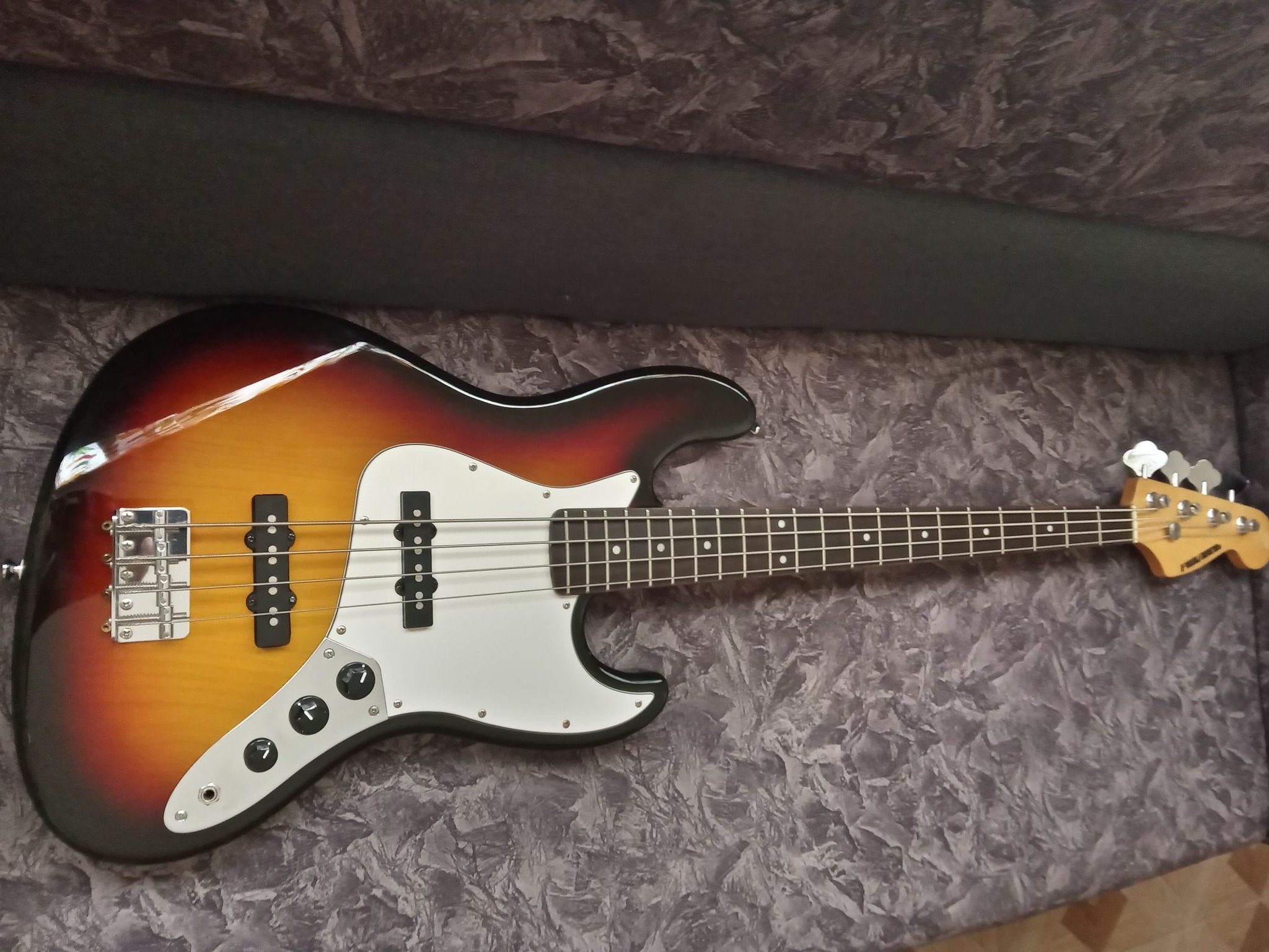Solfege jazzbass from japan Free bag Free strap Free cable Free
