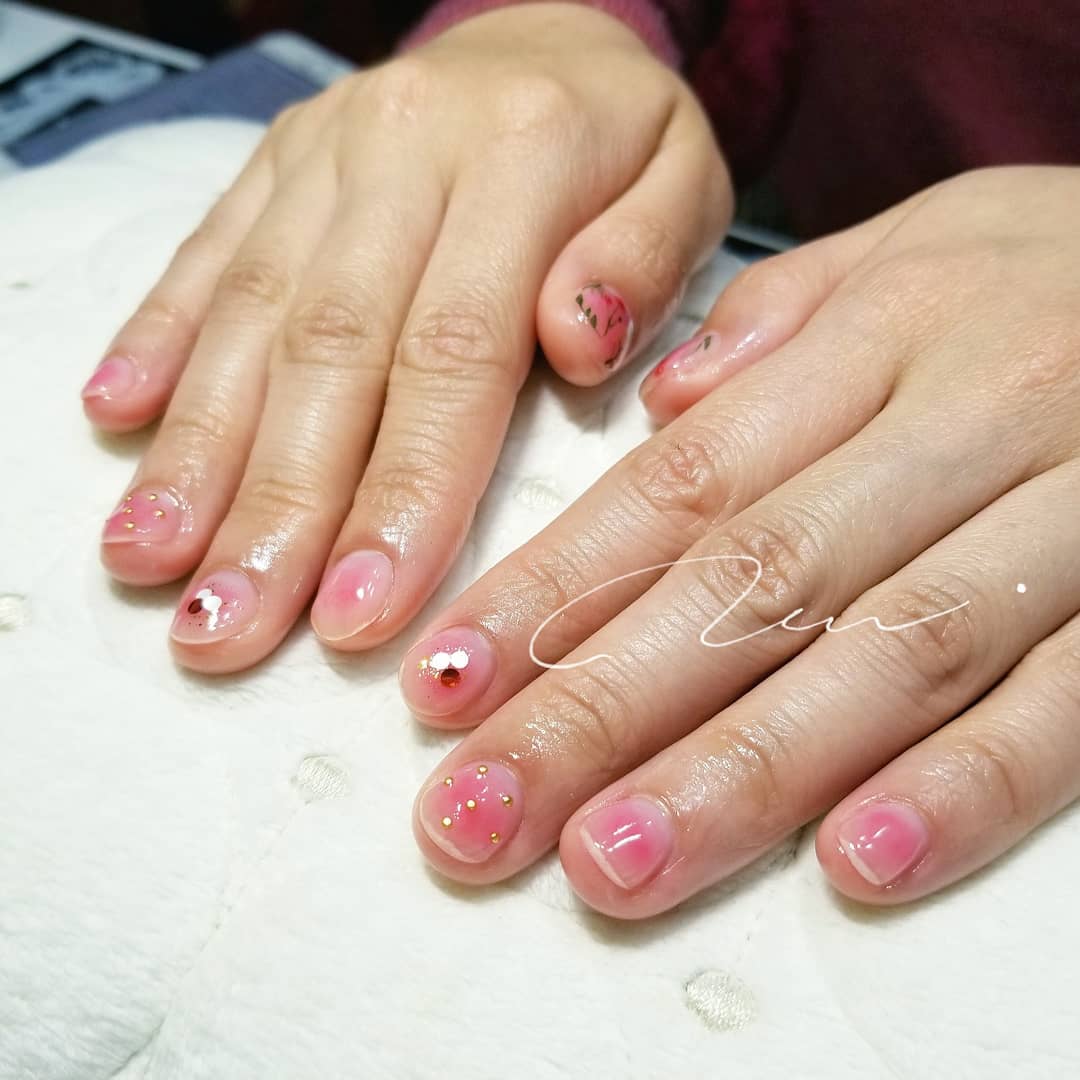 Nail Salon Un ネイルサロン ユエヌ ホーム Facebook