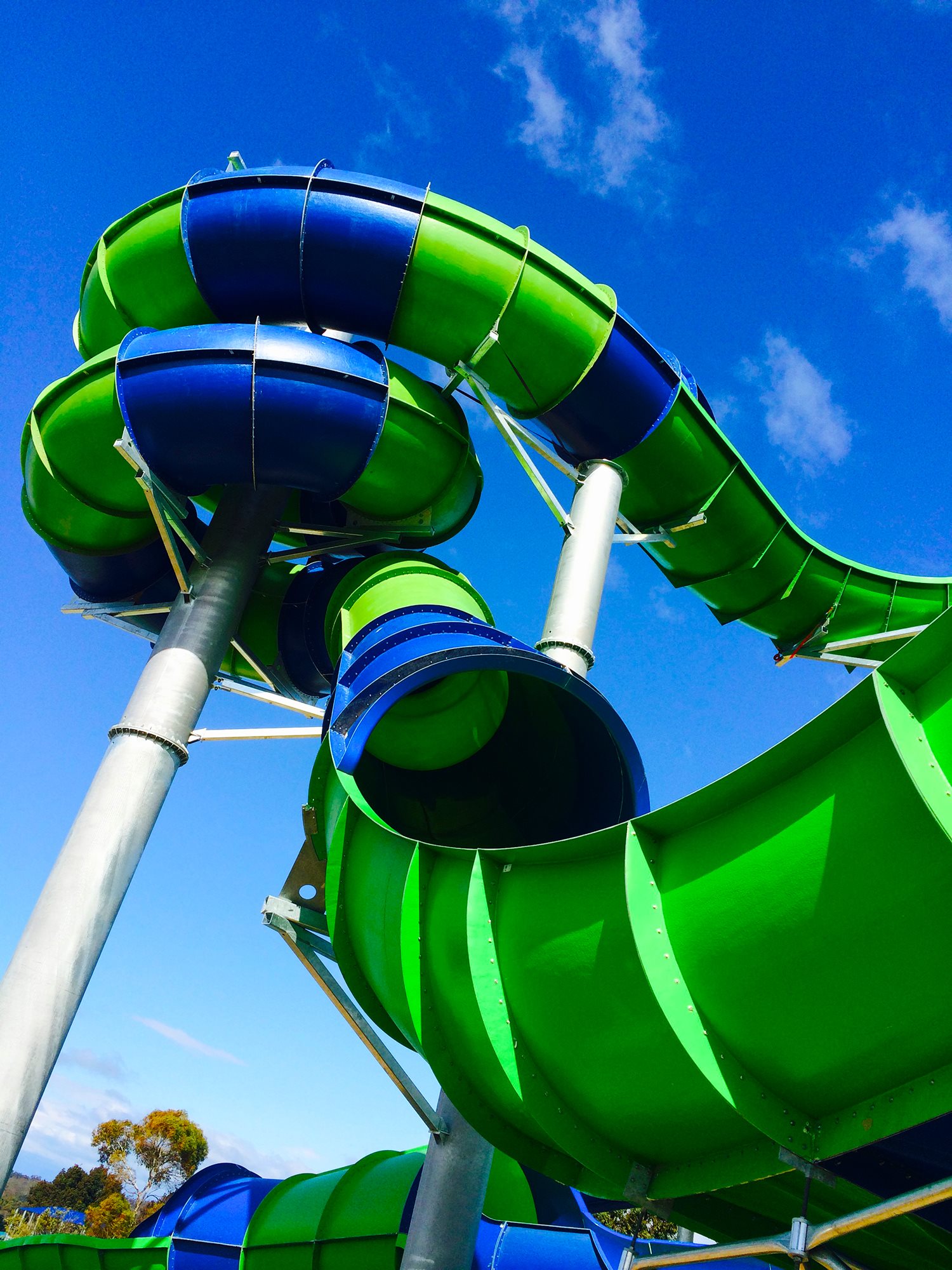 Funfields - 💥 POP TRIVIA 💥 There are 5 ProSlide WORLD...