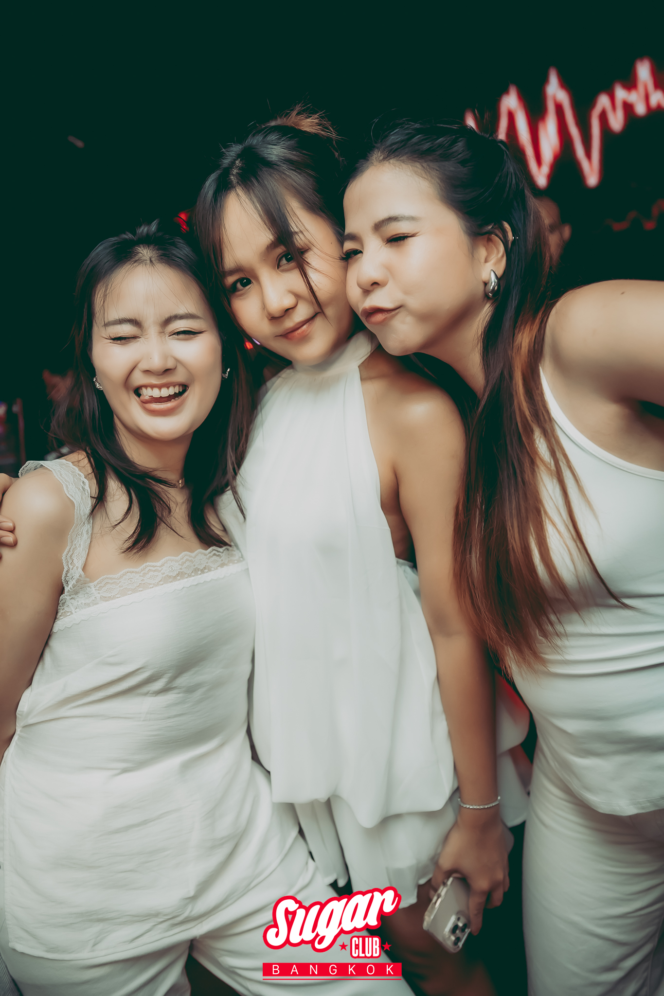 bangkok club dress code Drip certified 💰 attitude stay on platinumn with 🎧DJ GNO & 🎤MC 808 For bookings & info: 061 391 3111 PRICE_$10 - $25