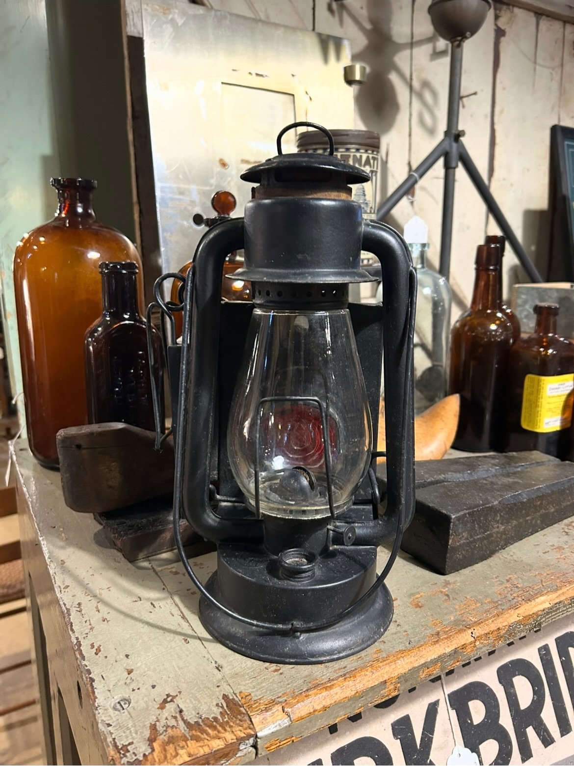Vintage Rayo No 21 lantern. Mfg by Standard Oil for their Rayo