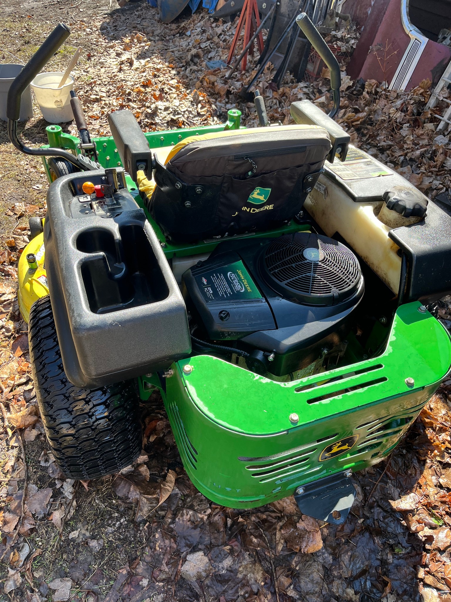 John Deere Z425 EZ trak Zero-turn riding lawn mower. - Lawn Mowers ...