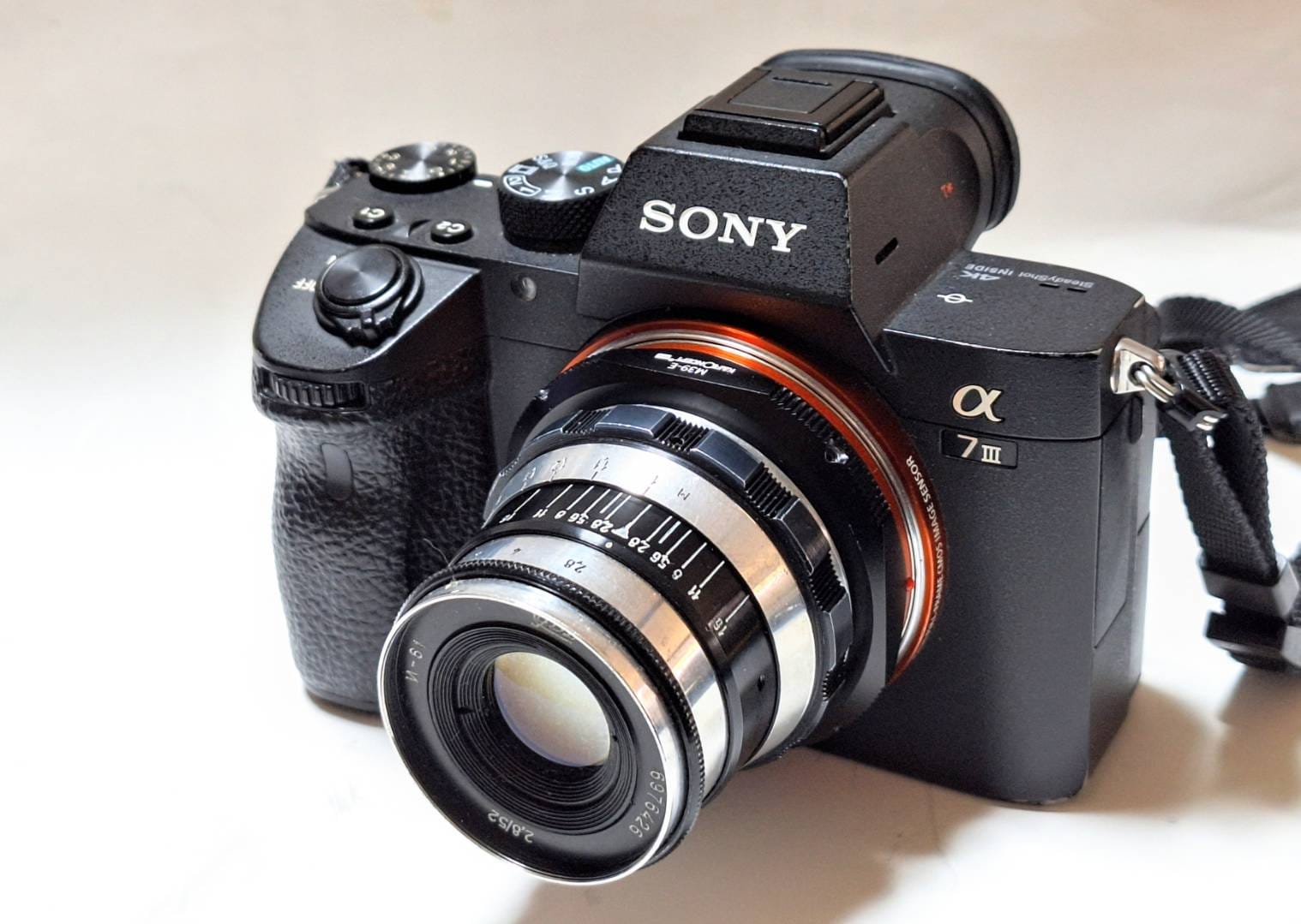 Testing the Industar-61 52mm f/2.8 lens
