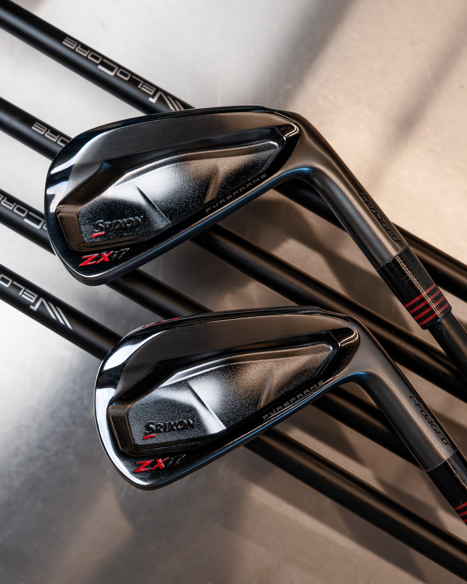 Fresh Srixon ZXi7 Black Irons with a custom touch ❤️⛳️ ___