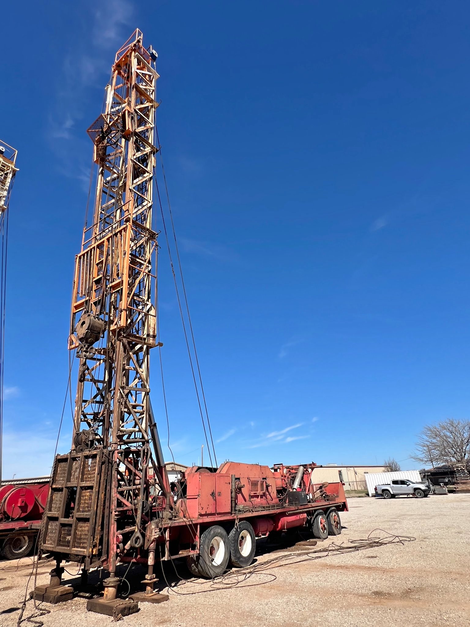 COOPER DD 96'-180K 4-axle Well service workover rig - Miscellaneous ...