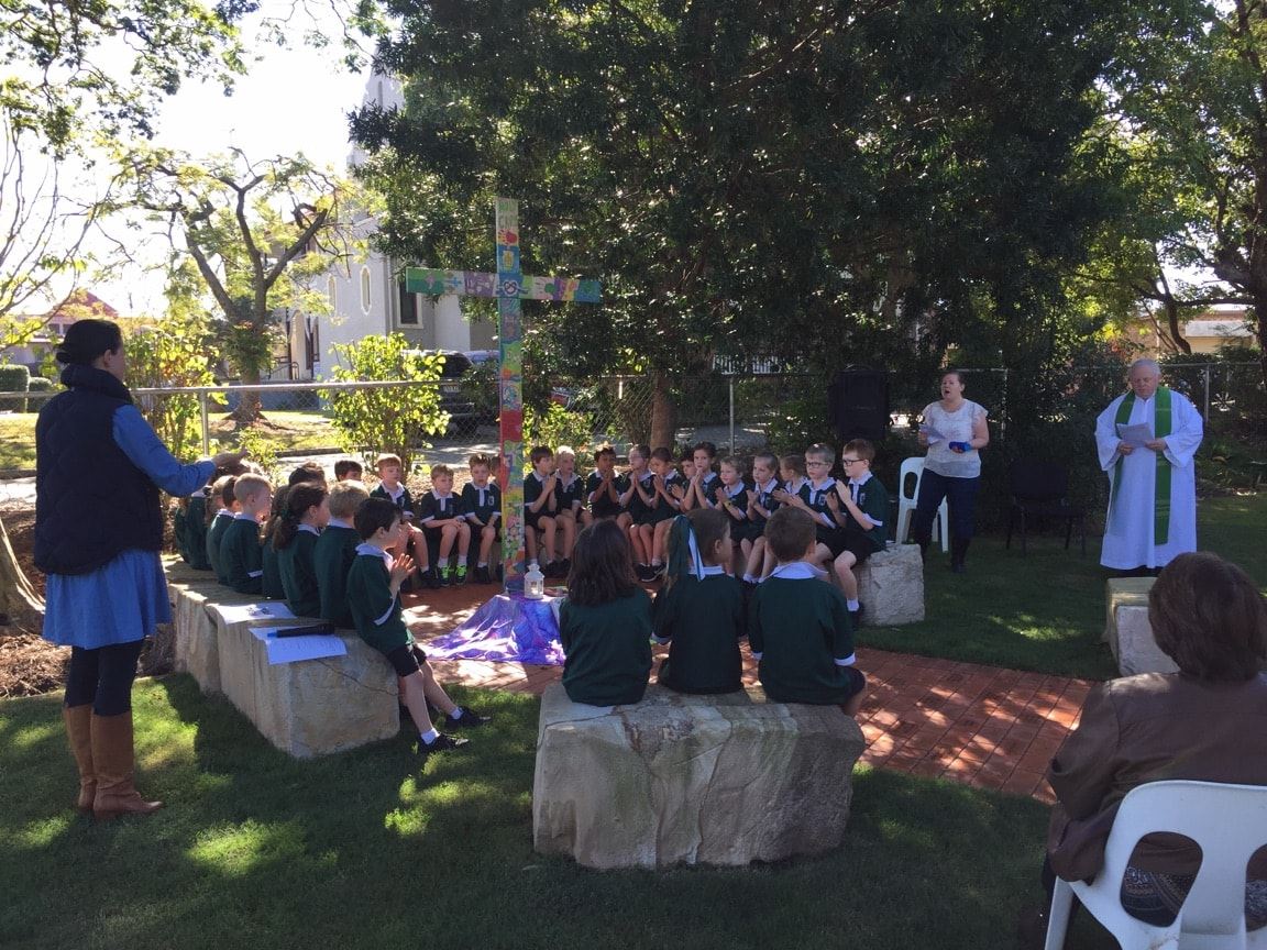 What a beautiful way to... - Holy Cross School Wooloowin | Facebook