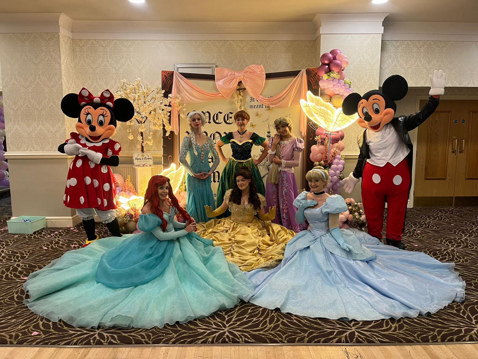 Christmas Princess Ball - Meet SIX Princesses!