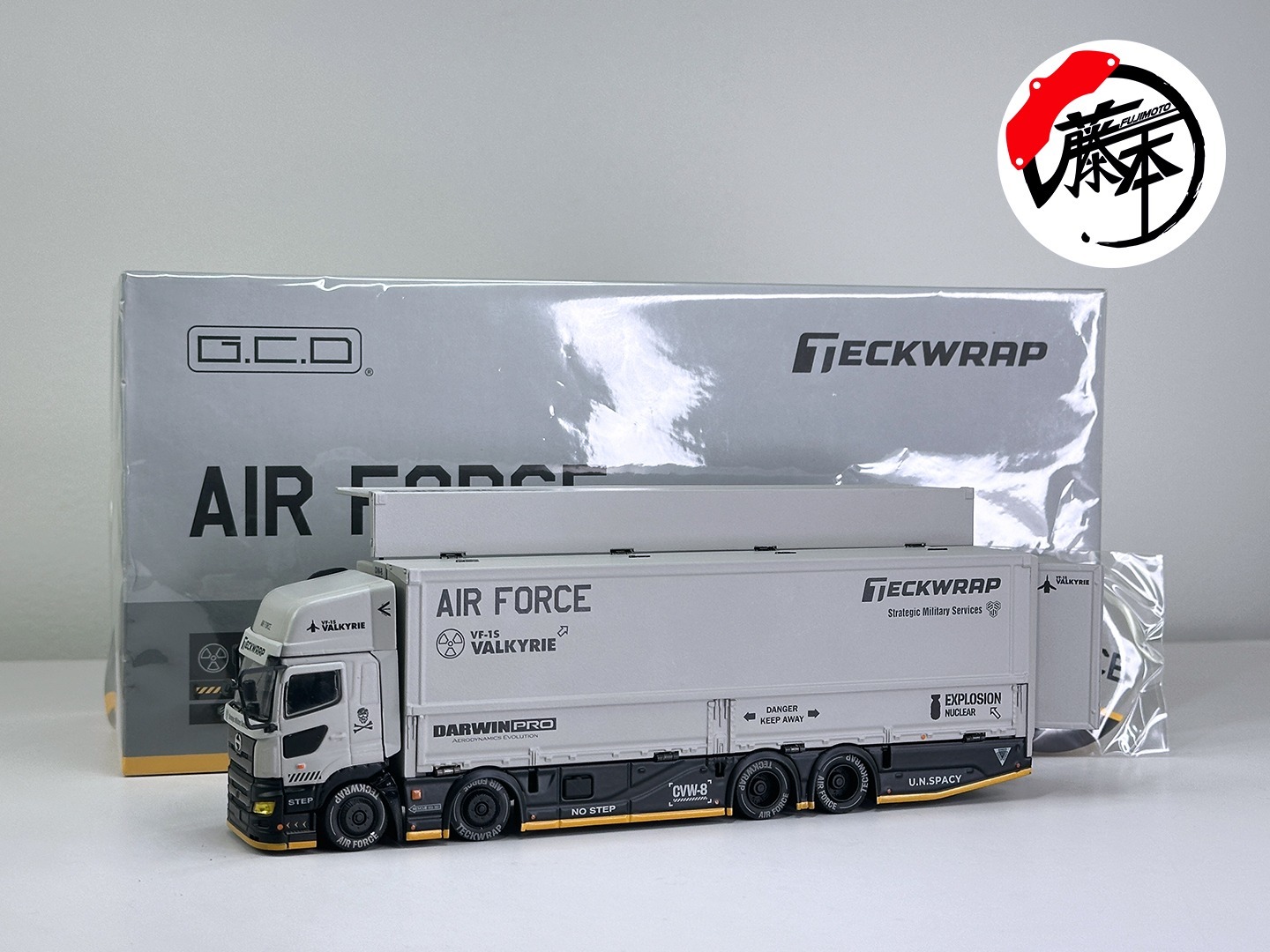 Fujimoto - A. GCD 1/64 HINO PROFIA 2018 DARWINPRO & TECKWRAP, GREY