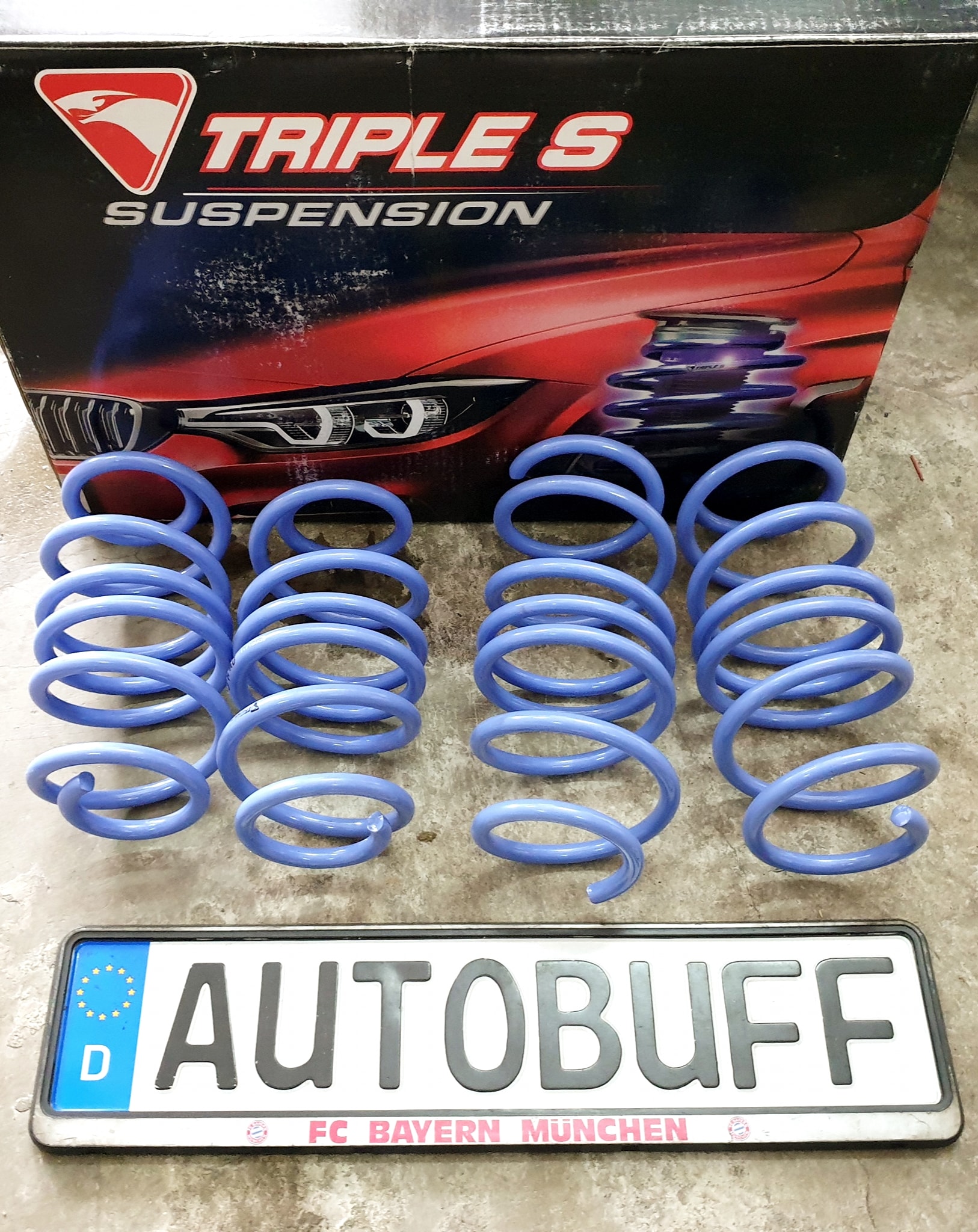 Triple - Triple S lowering springs installed on the Toyota Innova ...