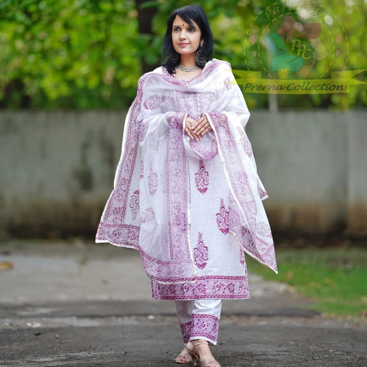 Fiya - *LOOK CLASSY IN HANDBLOCK SUIT SET IN PERFECT...