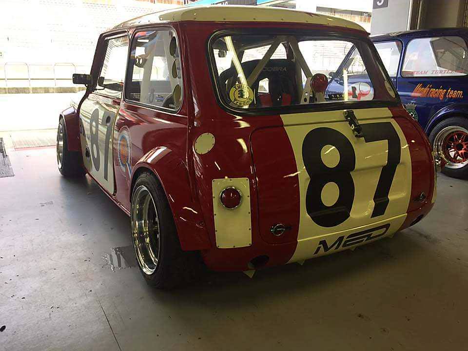 MED Engineering - 7-port race Mini makes its debut at the...