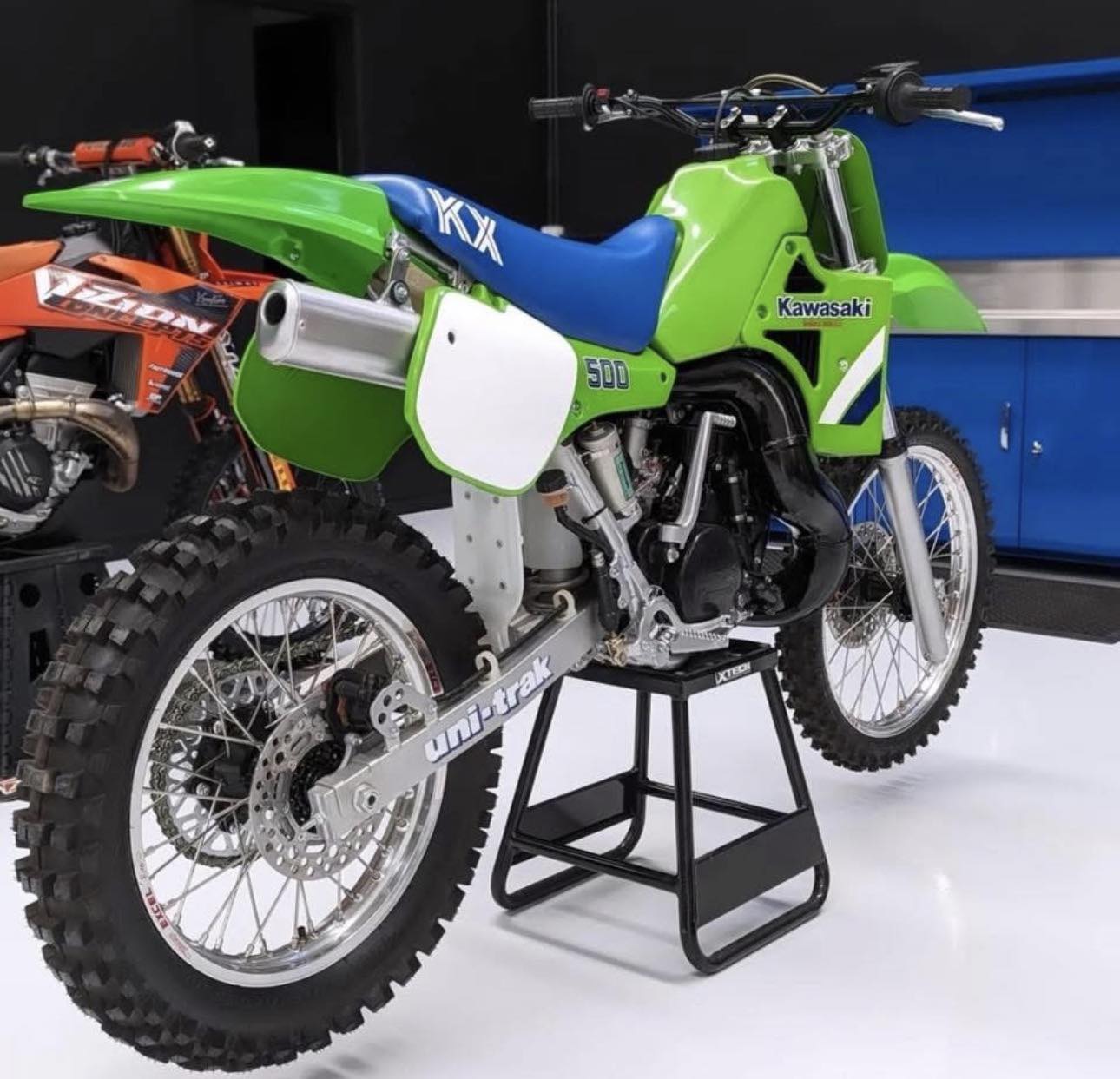 Preserving - 💚BIKE OF THE DAY💚 This beautifully restored 1986