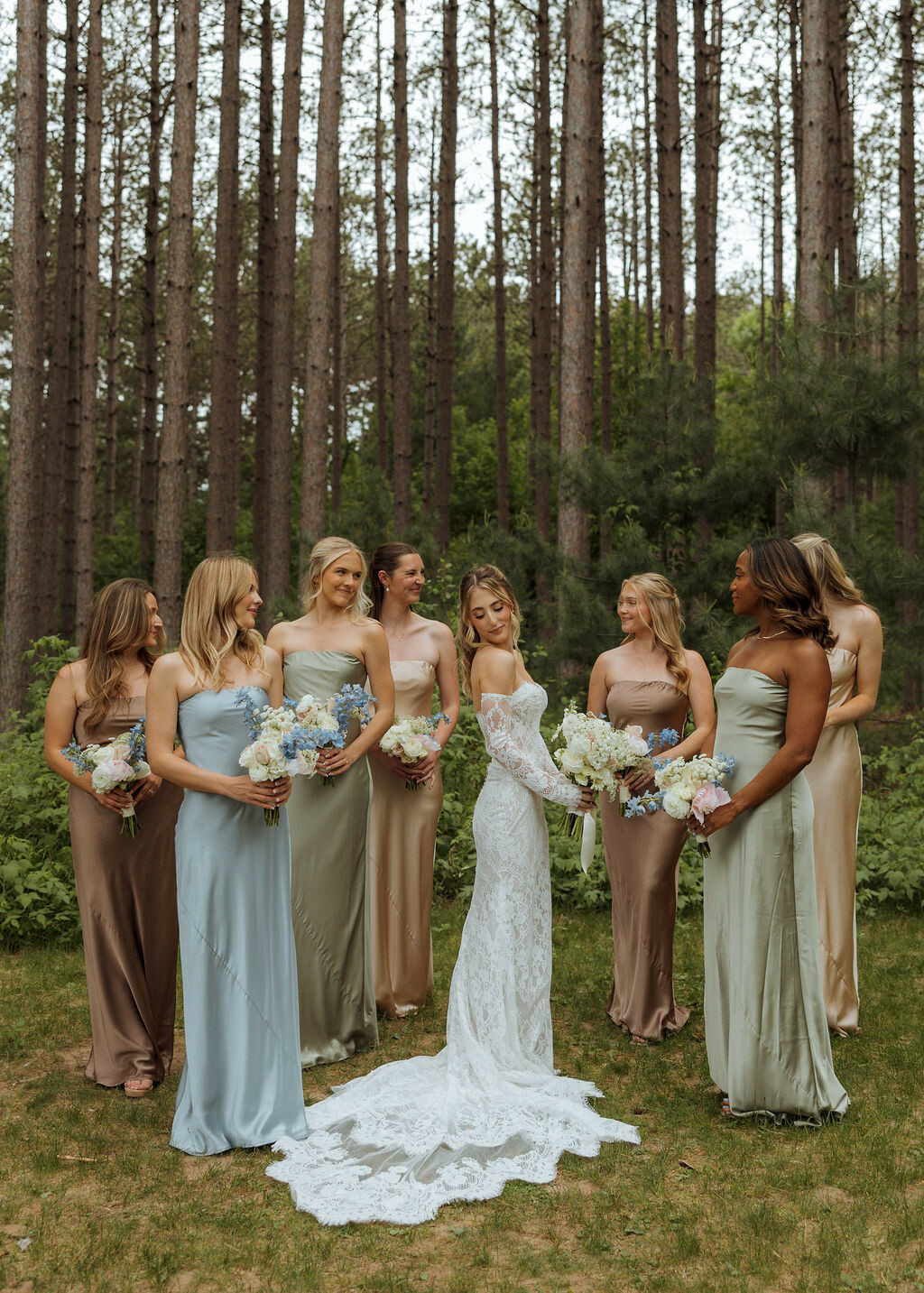 warm green bridesmaid dresses There's something about mismatched against a backdrop of towering pines. Soft greens, neutrals, dusty blues, rich florals—when each bridesmaid brings her own style to a cohesive color palette, the WK46FY26SLOWSELLERS Chinese cheongsam satin - Size:M (US 8-10) and screen resolutions