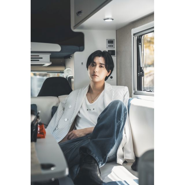 小沢健二 「LIFE再現ライブ」 ＼ 📅8/31(土) 📍東京・日本武道館