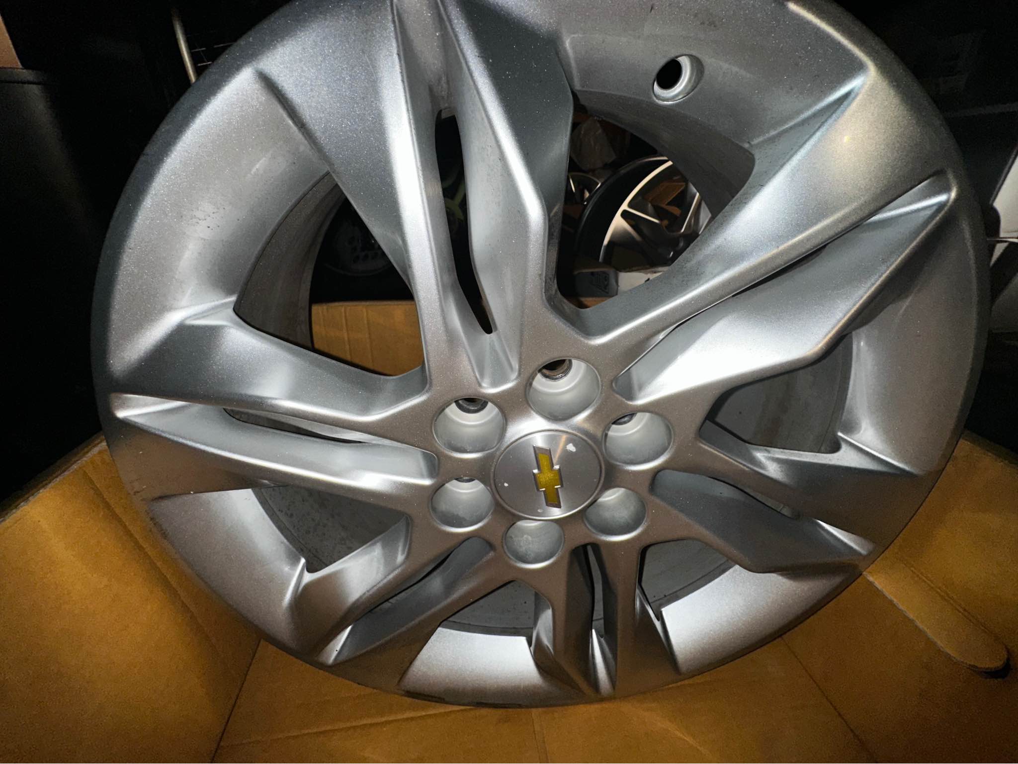 🔥 4 OEM Chevrolet 18” Alloy Rims – Split 5-Spoke – Pretty Good ...