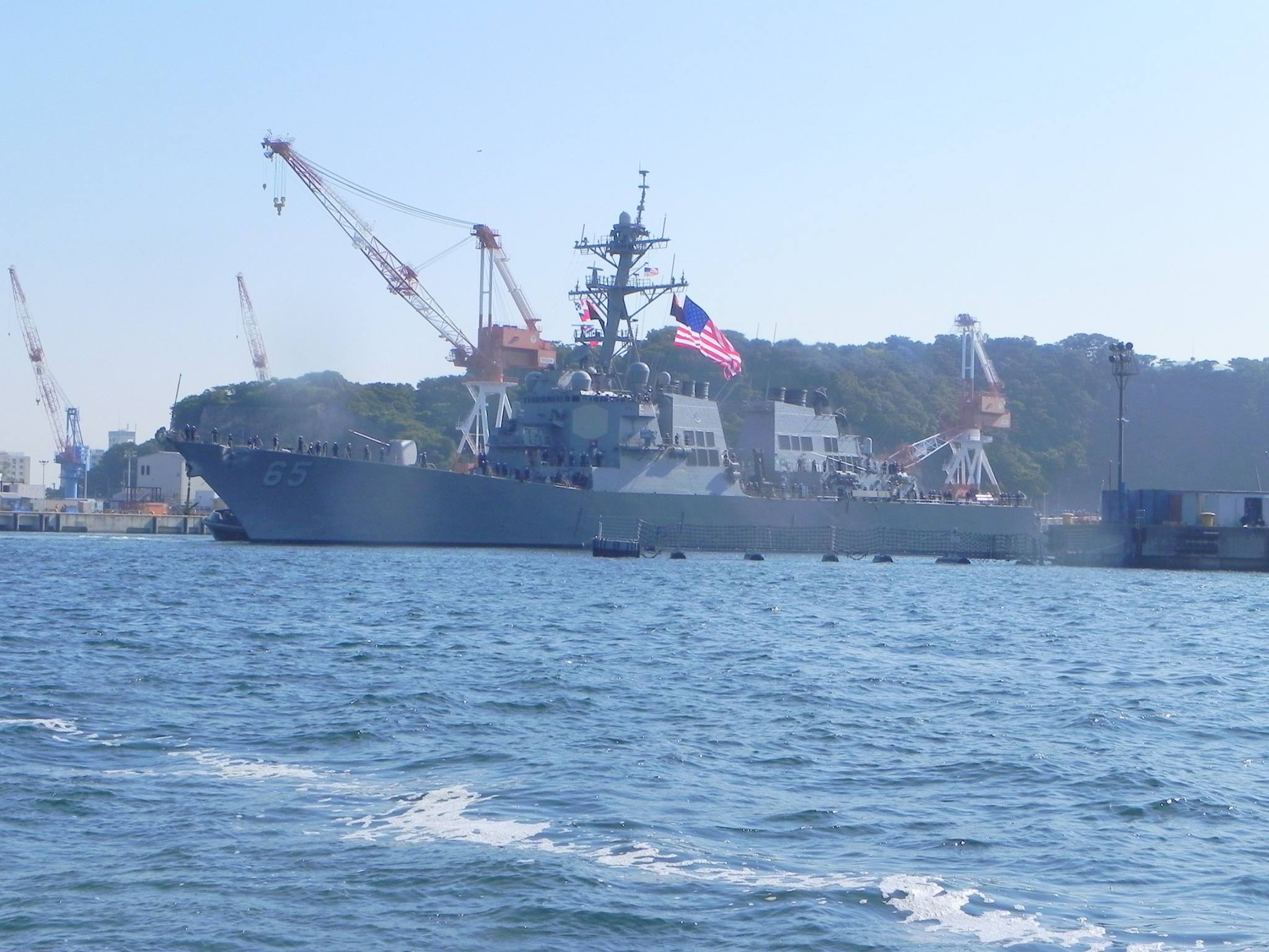 ヨコスカ平和船団 イージス艦のヨコスカ配備 10月19日 新たに2隻目のイージス艦がヨコスカに配備されました Facebook