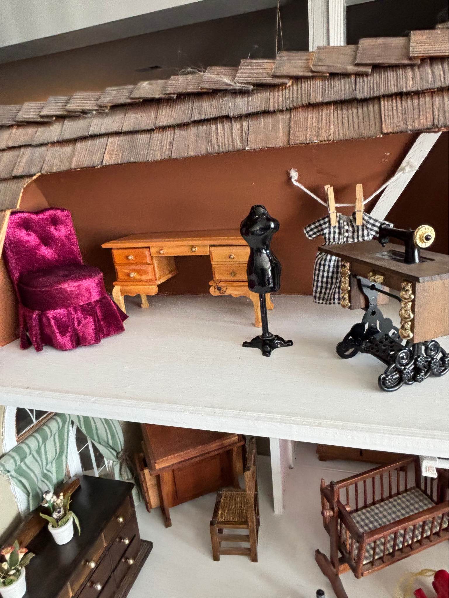 Dollhouse fully furnished 1/12th scale vintage and modern - Doll Houses ...